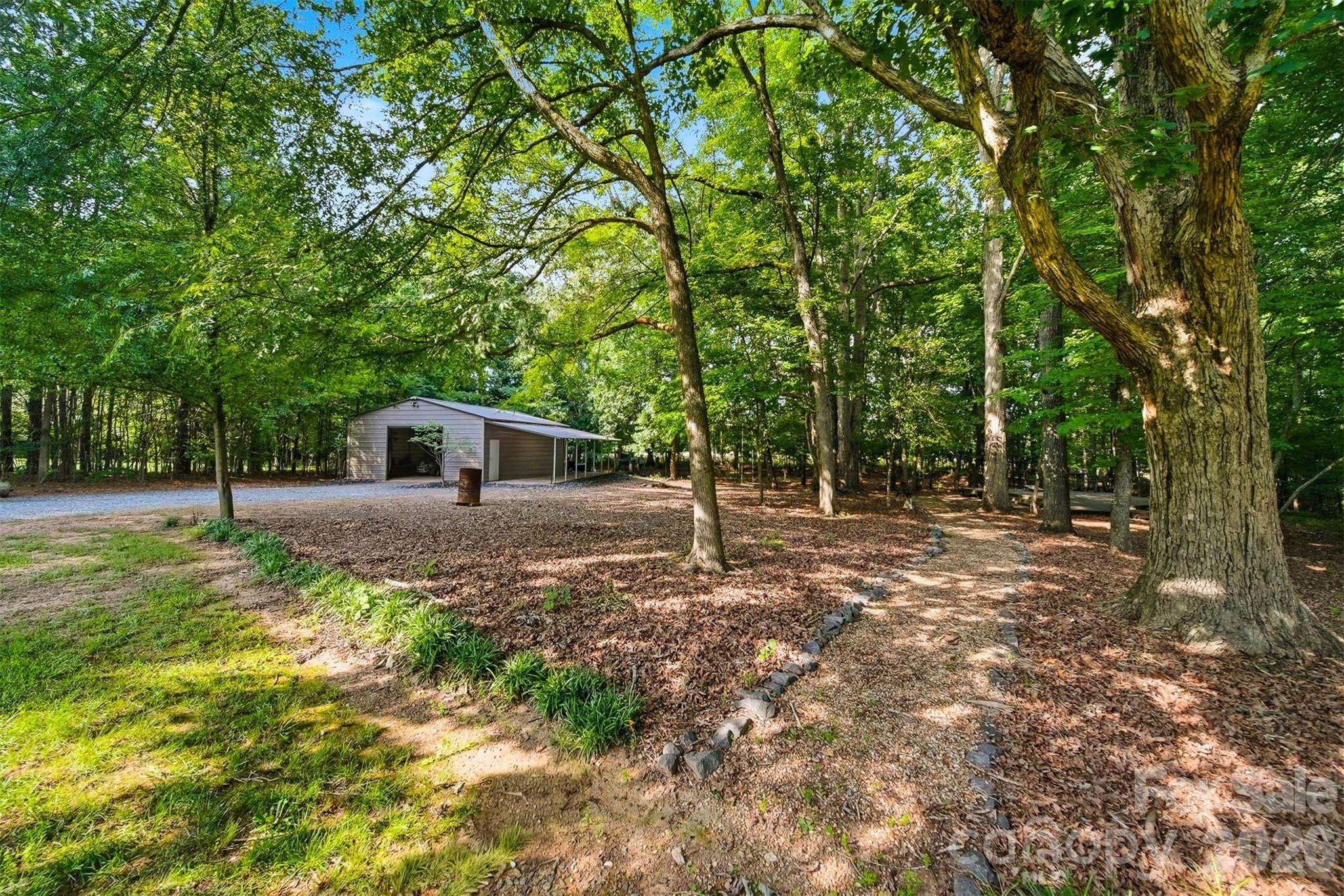 2419 Dellwood Drive — Monroe
