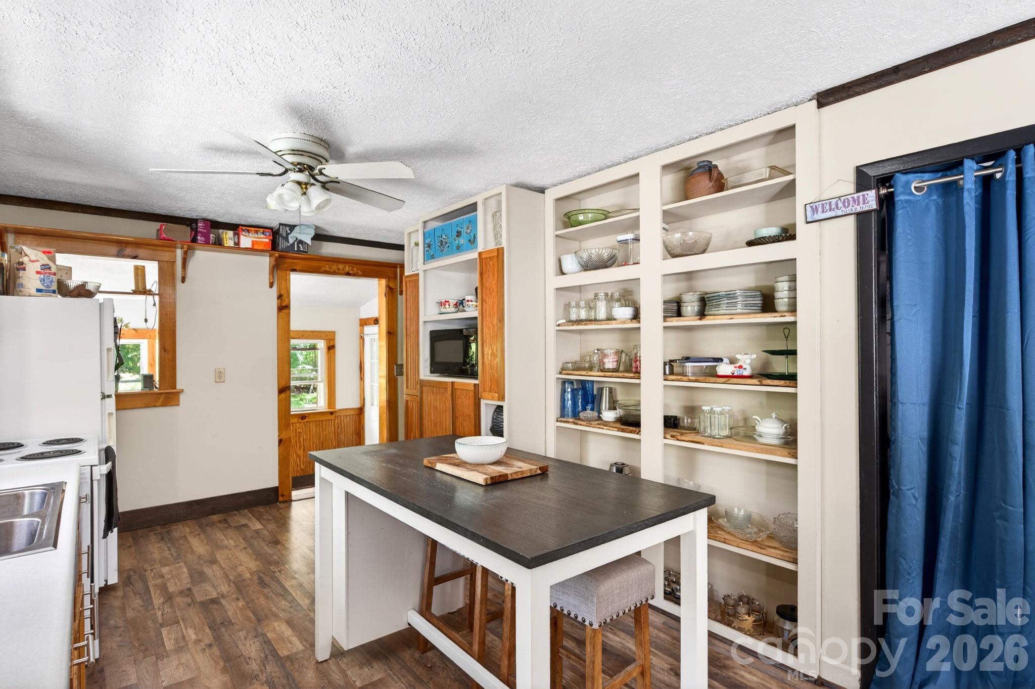 30 Reeves Drive — Burnsville