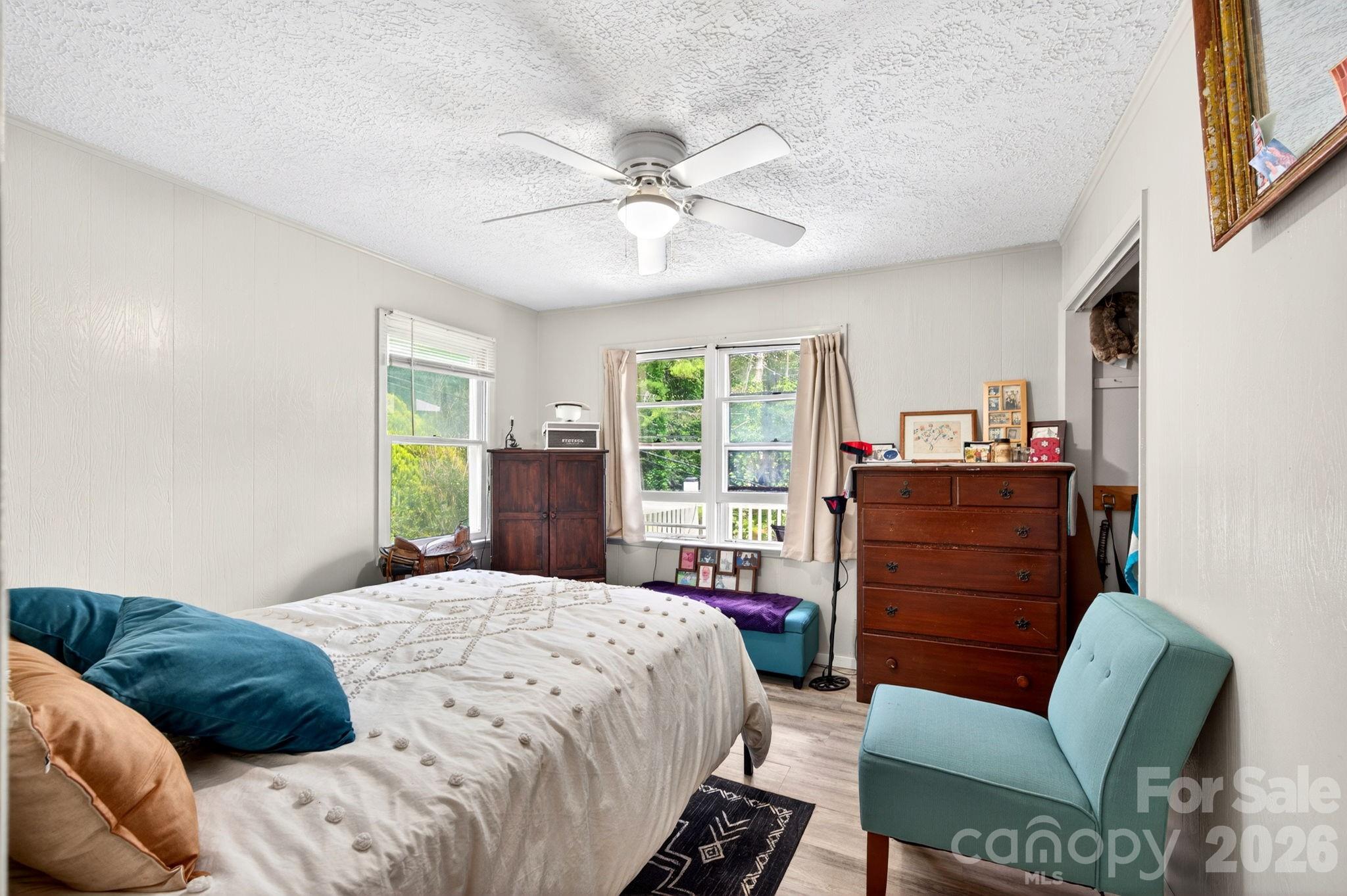 30 Reeves Drive — Burnsville