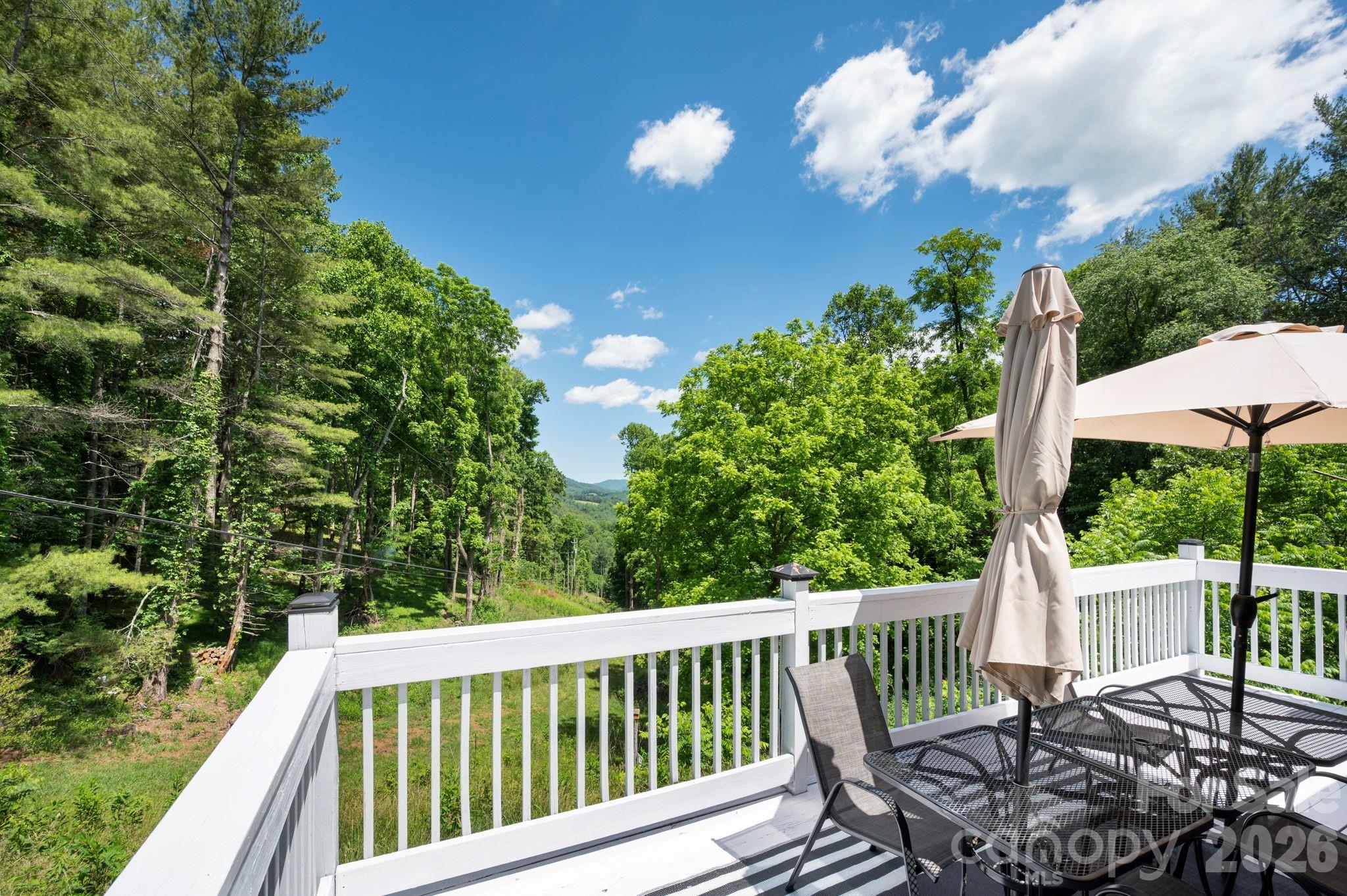 30 Reeves Drive — Burnsville