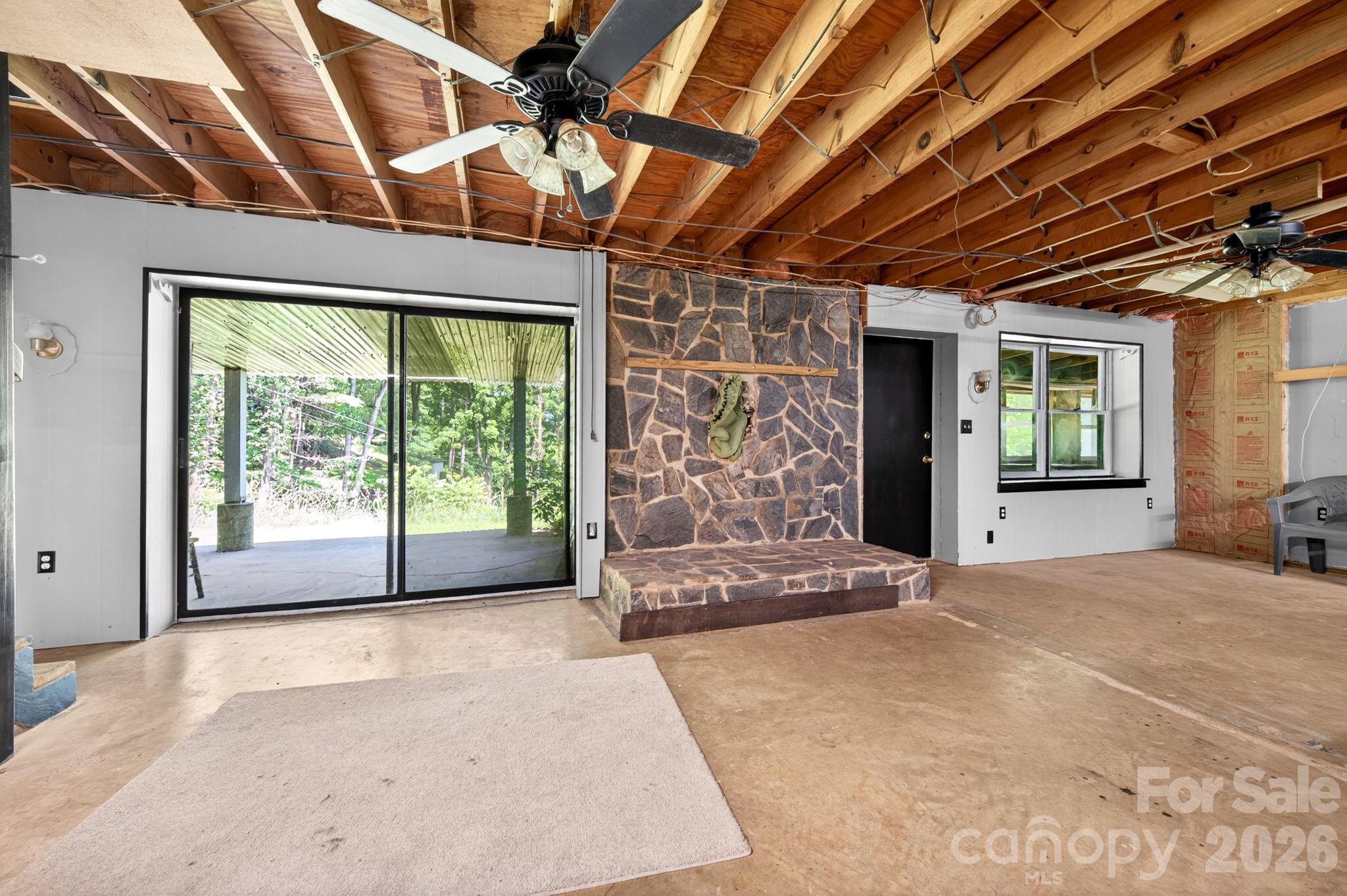 30 Reeves Drive — Burnsville