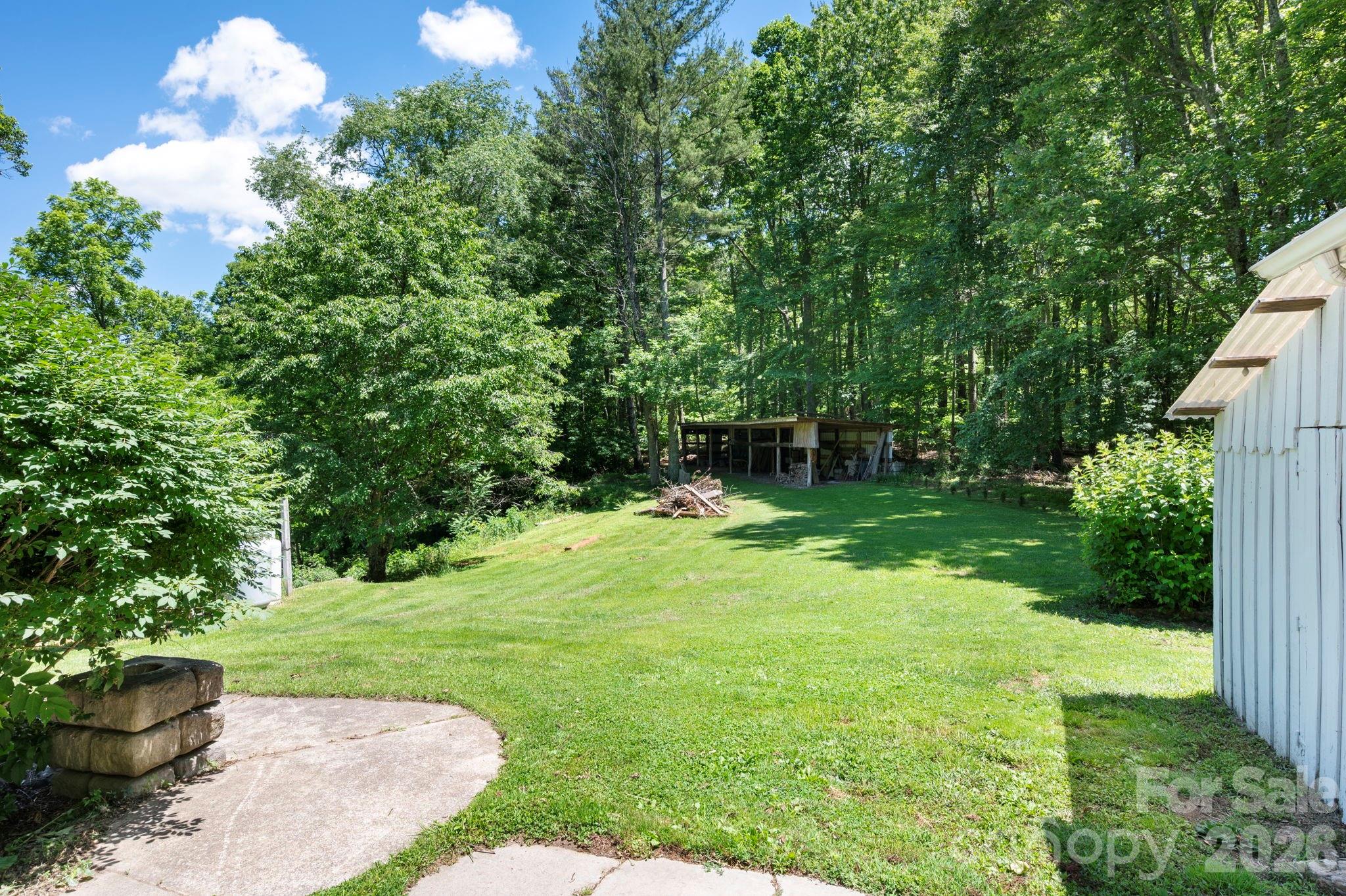 30 Reeves Drive — Burnsville