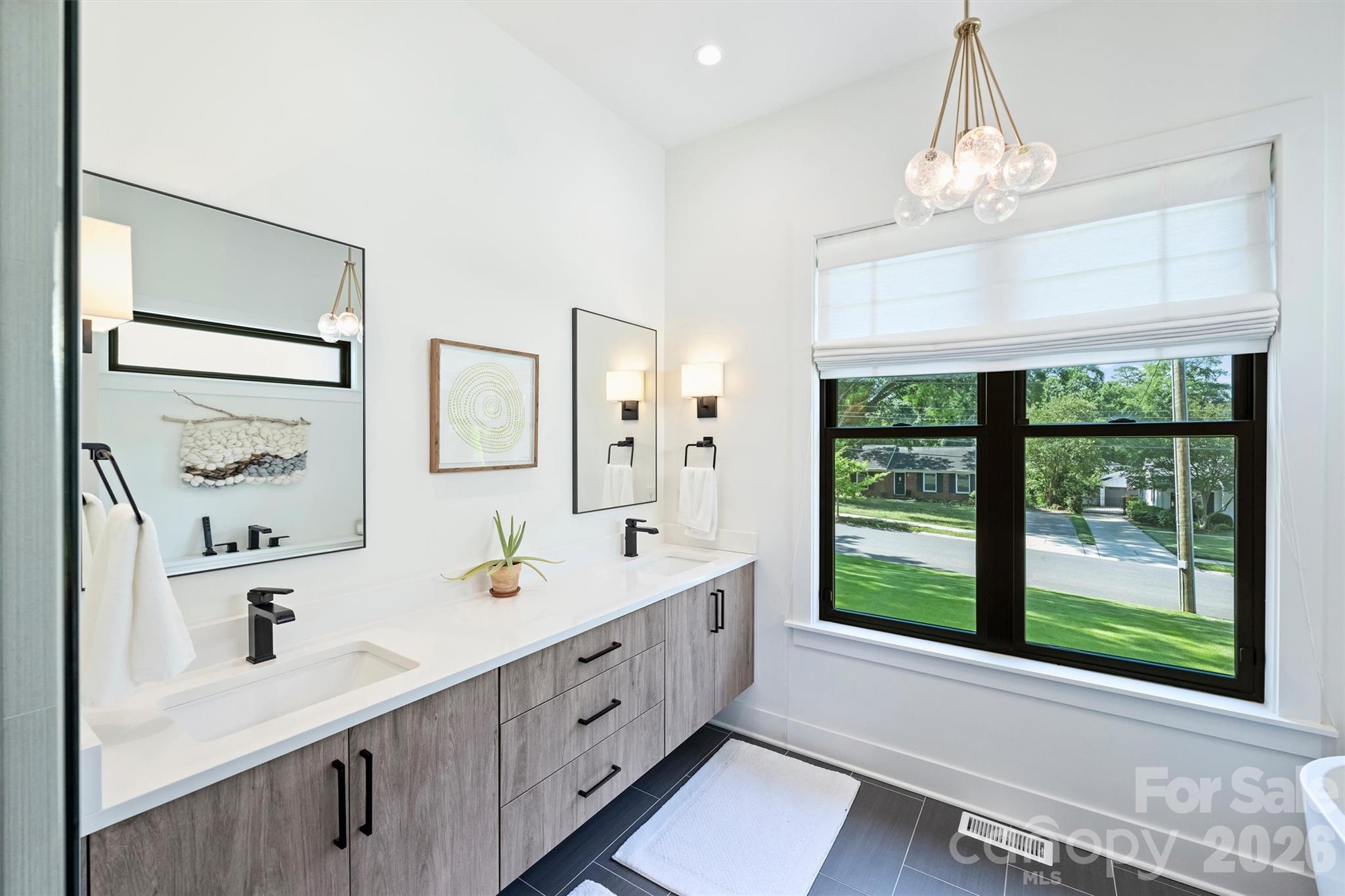 1241 Heather Lane — Charlotte