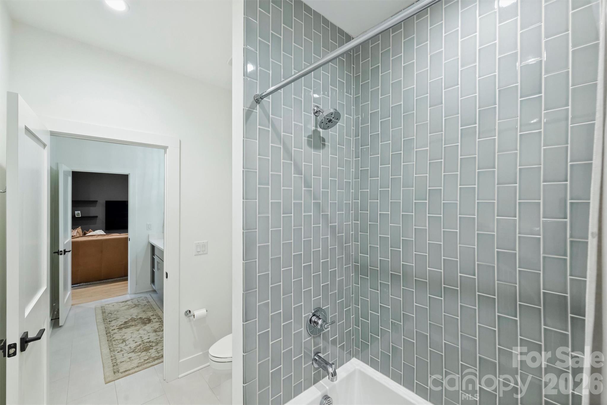 1241 Heather Lane — Charlotte