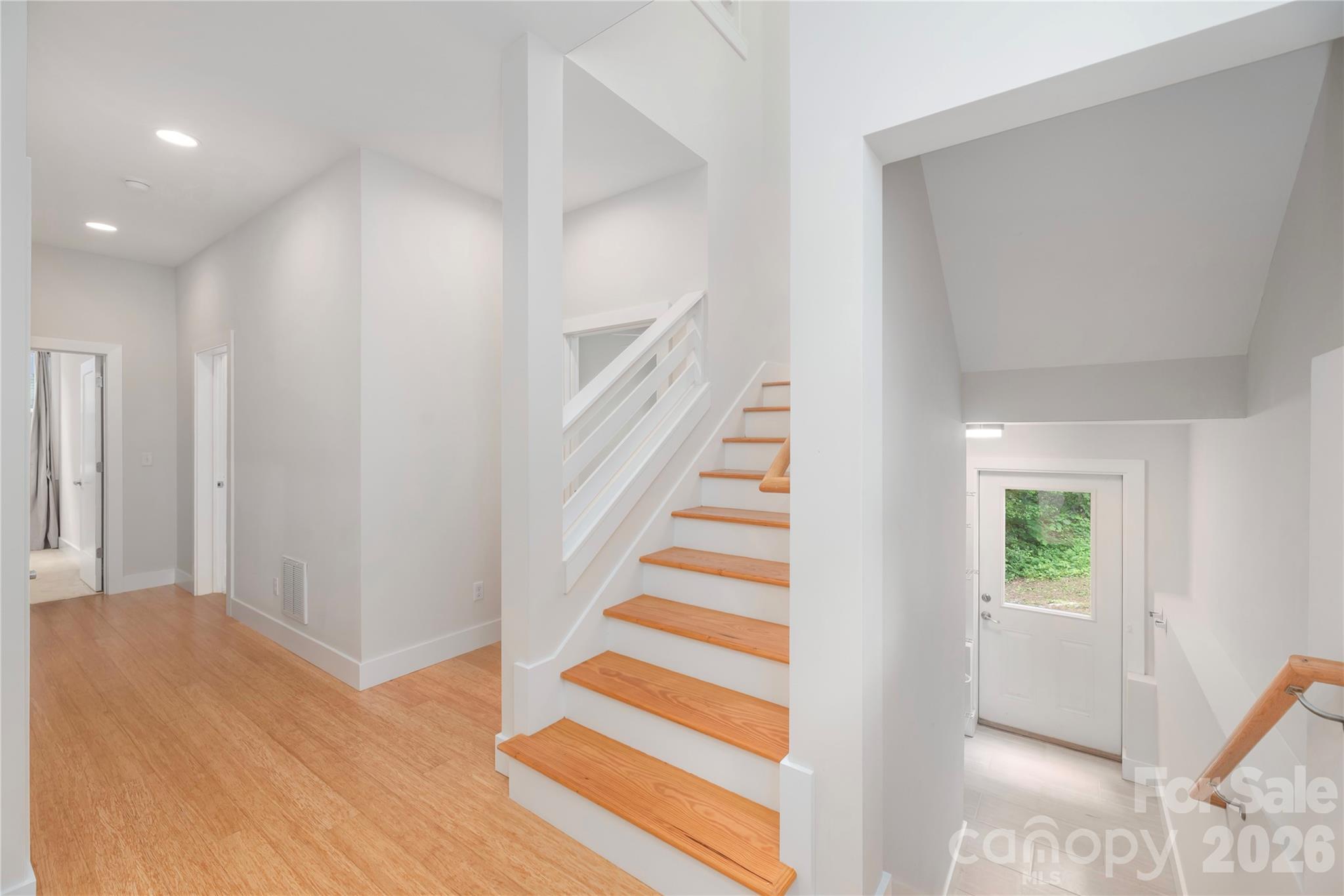 39 Hubbard Avenue — Asheville