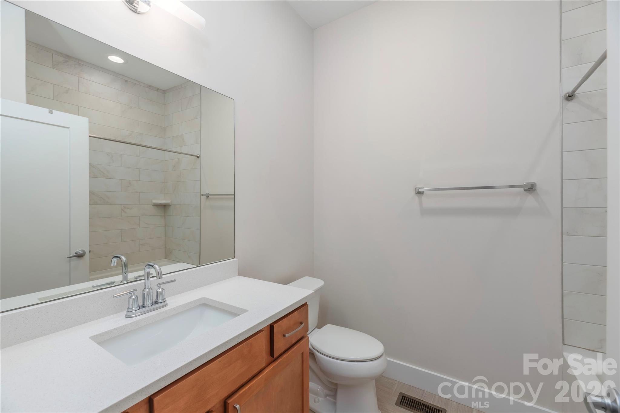 39 Hubbard Avenue — Asheville