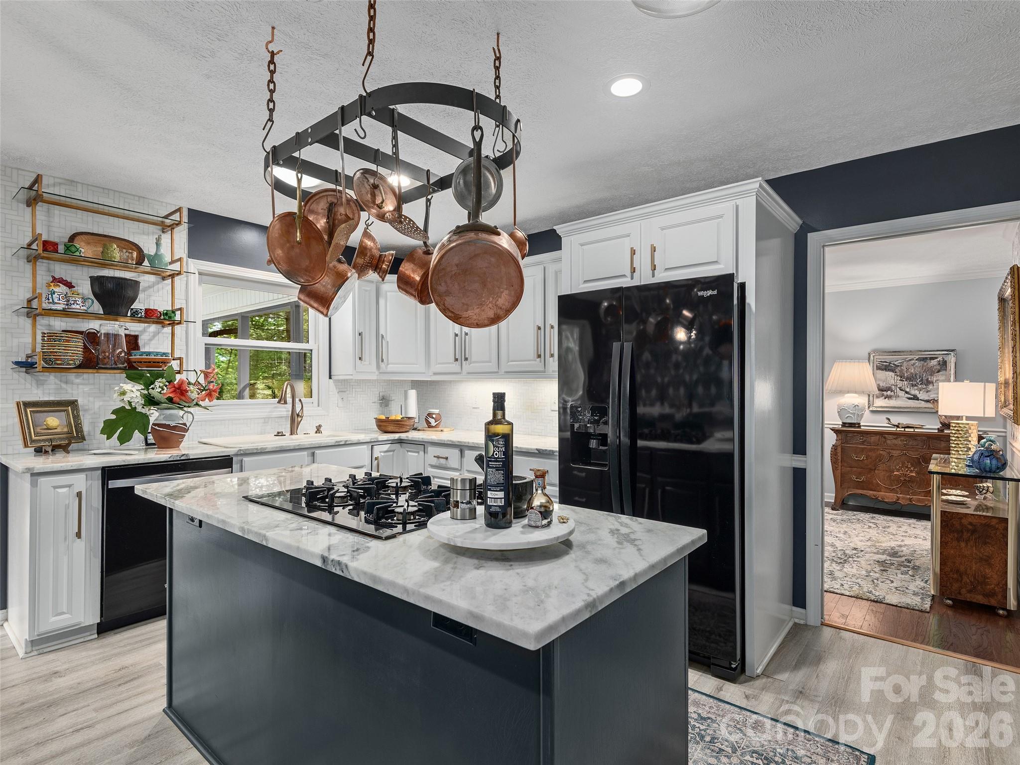 122 Brandon Road — Hendersonville