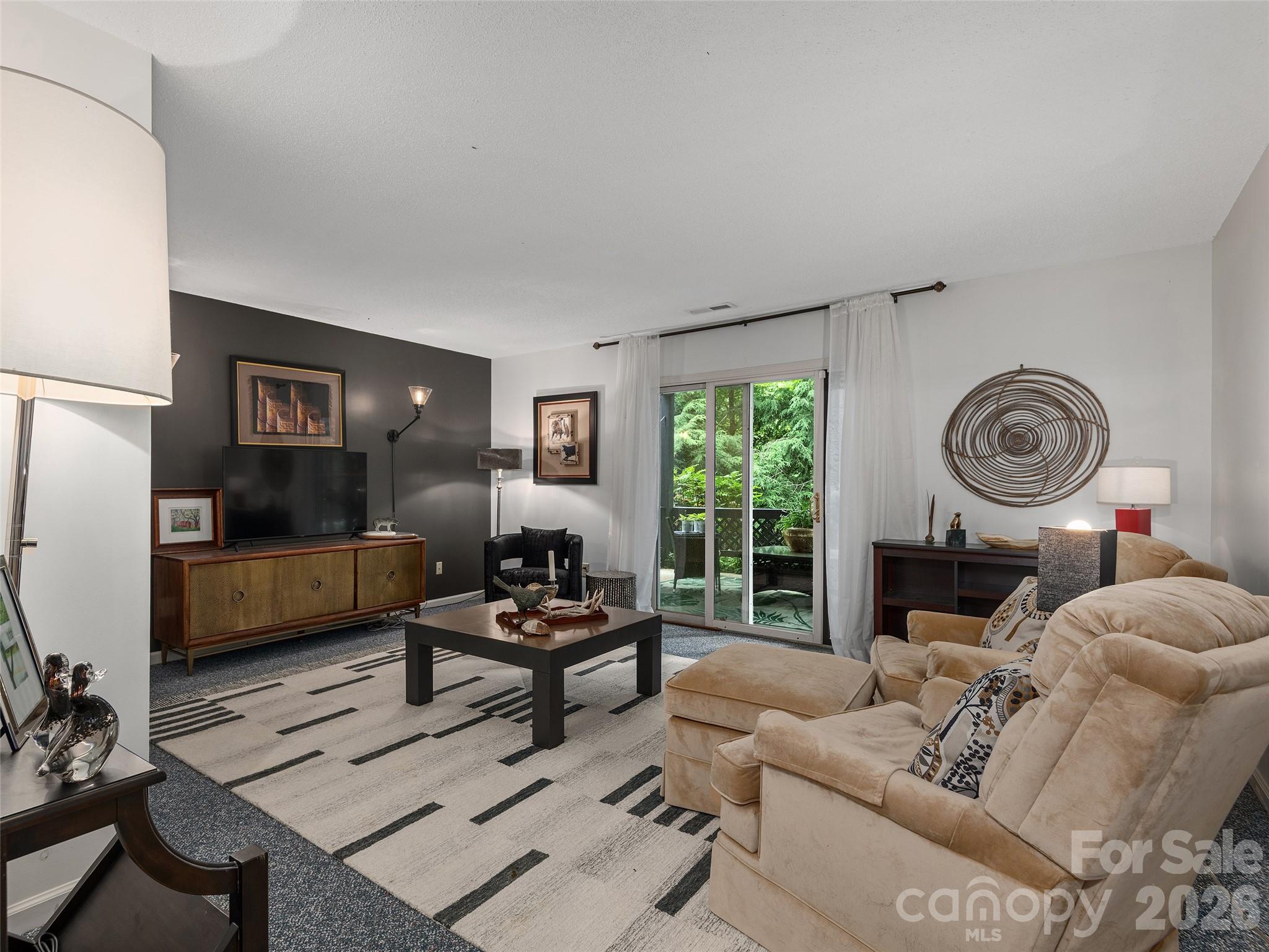 122 Brandon Road — Hendersonville