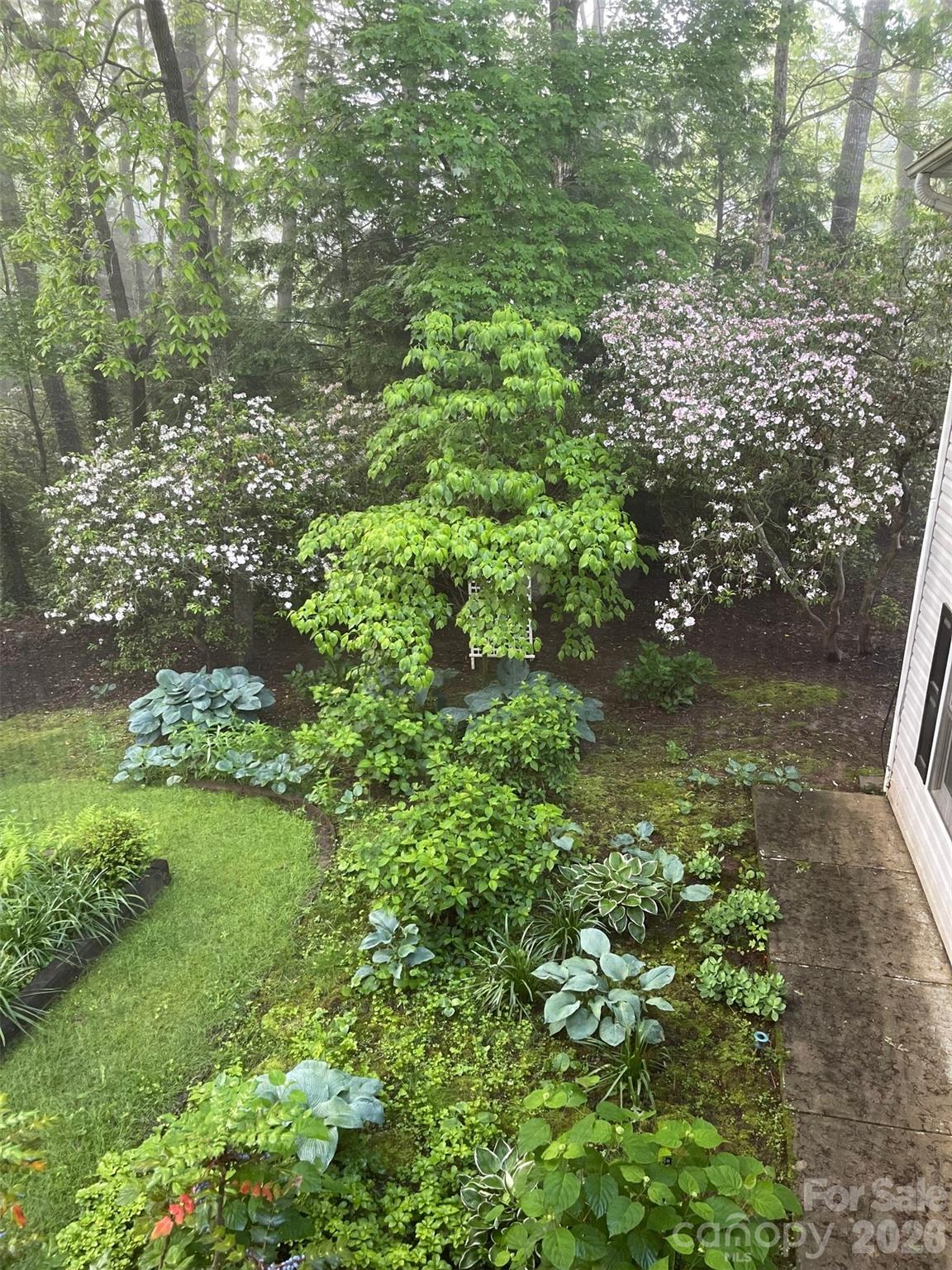 122 Brandon Road — Hendersonville