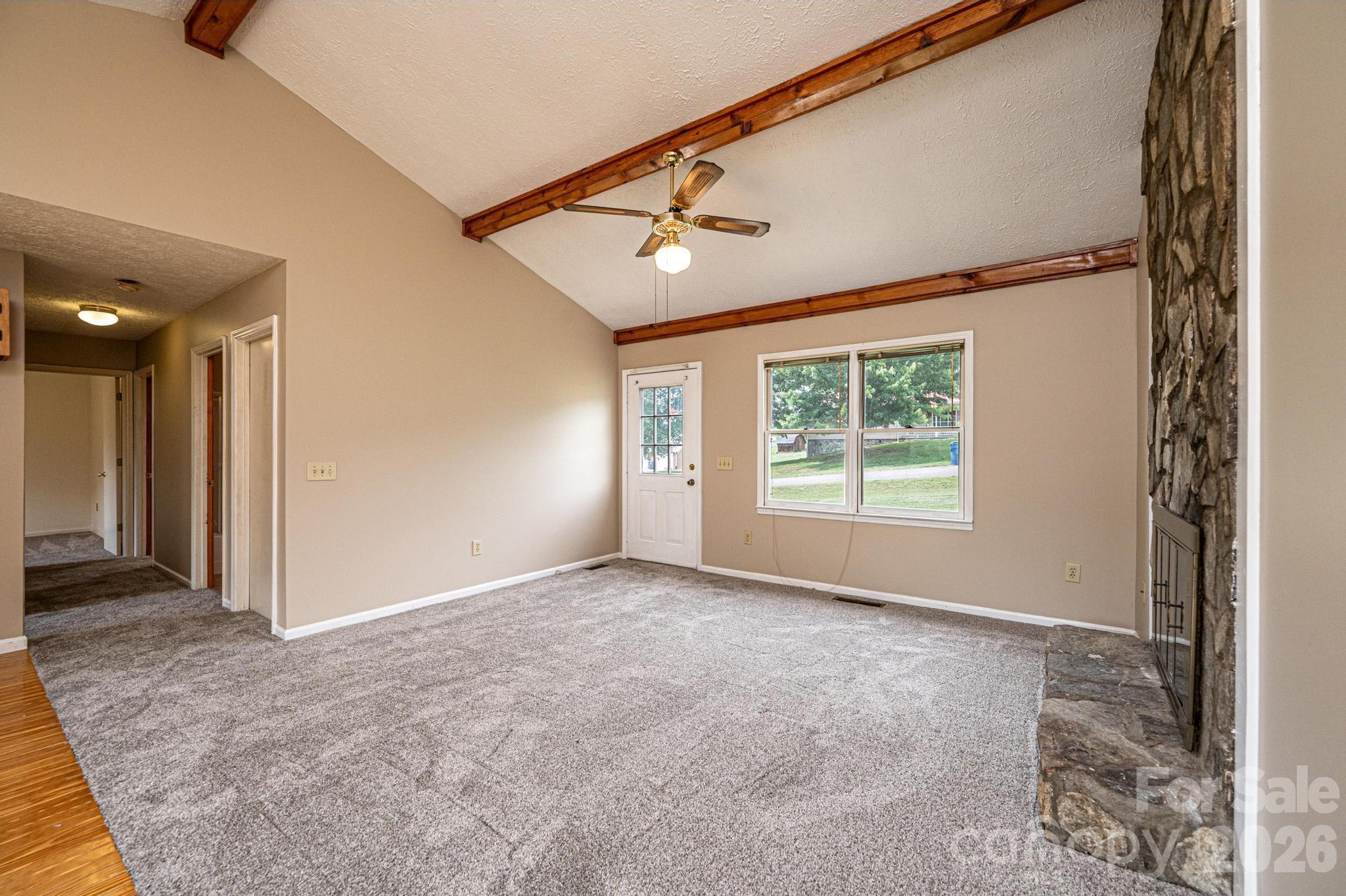 1697 Denver Court — Lenoir