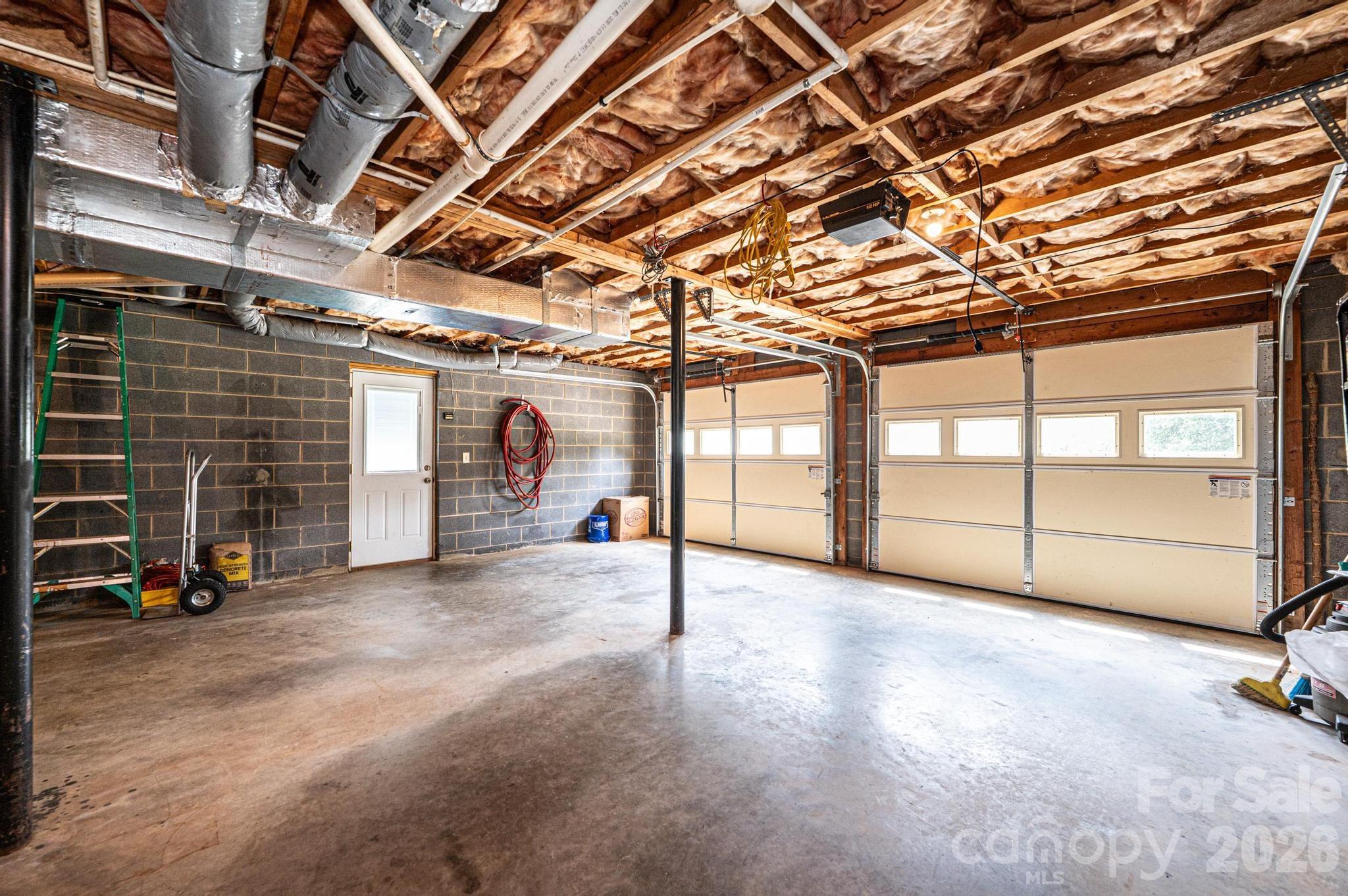 1697 Denver Court — Lenoir