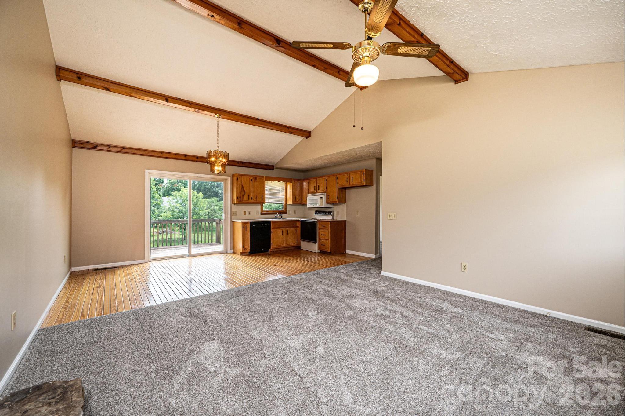 1697 Denver Court — Lenoir