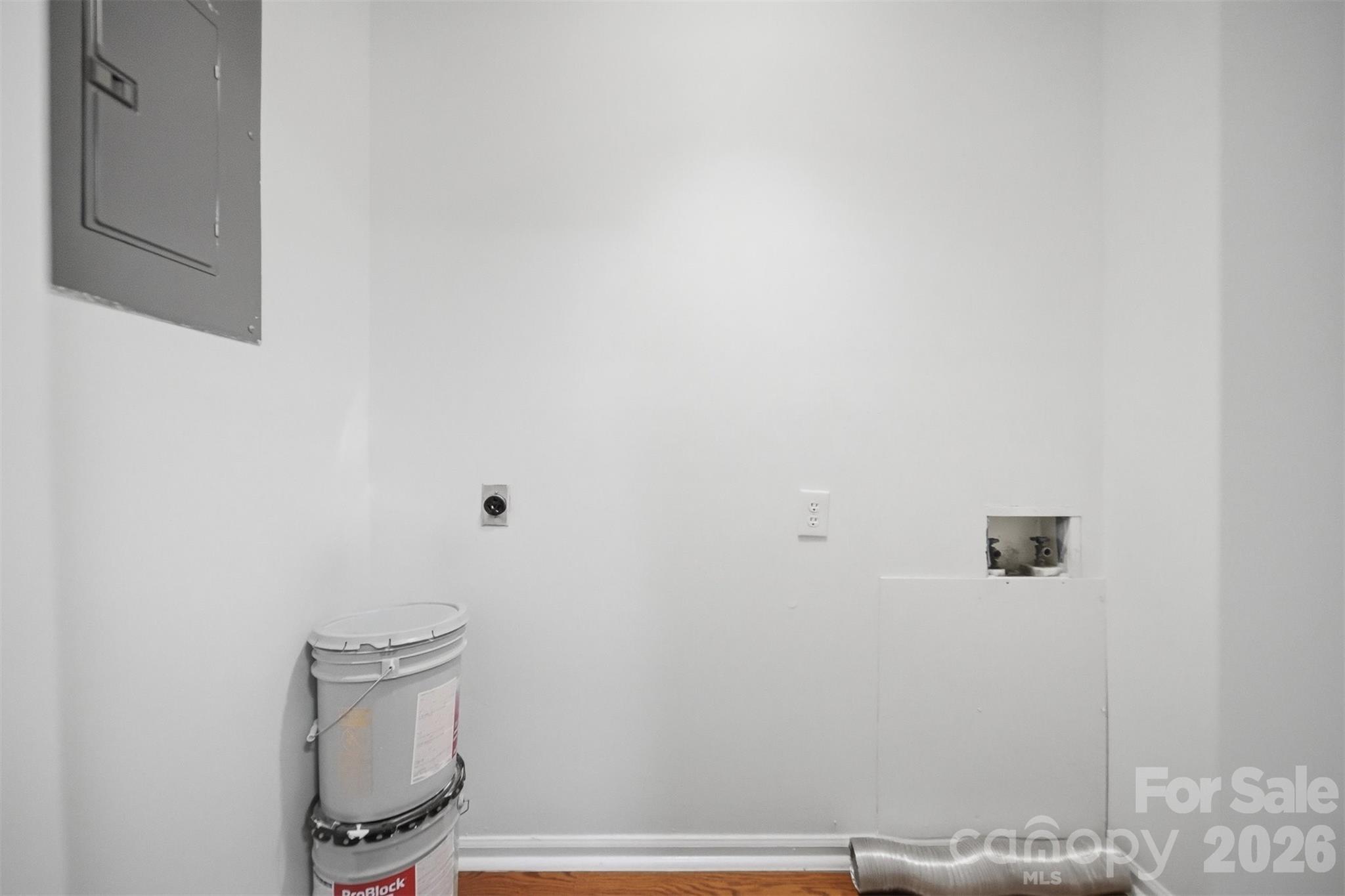 1420 11th Street Drive NW #23 — Hickory