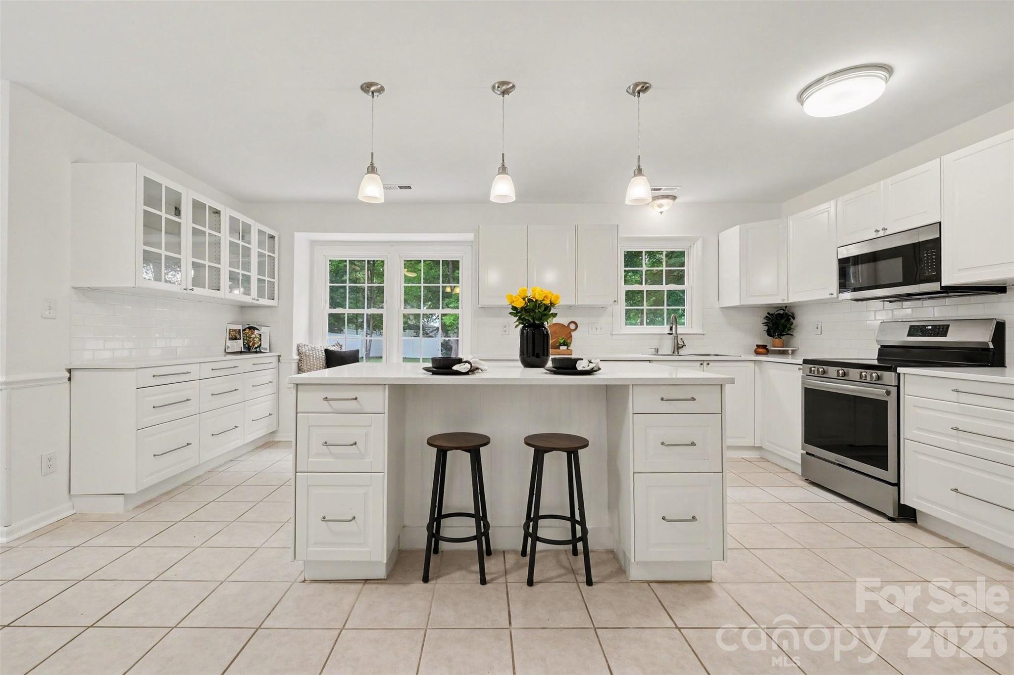 10727 Colony Woods Drive — Charlotte