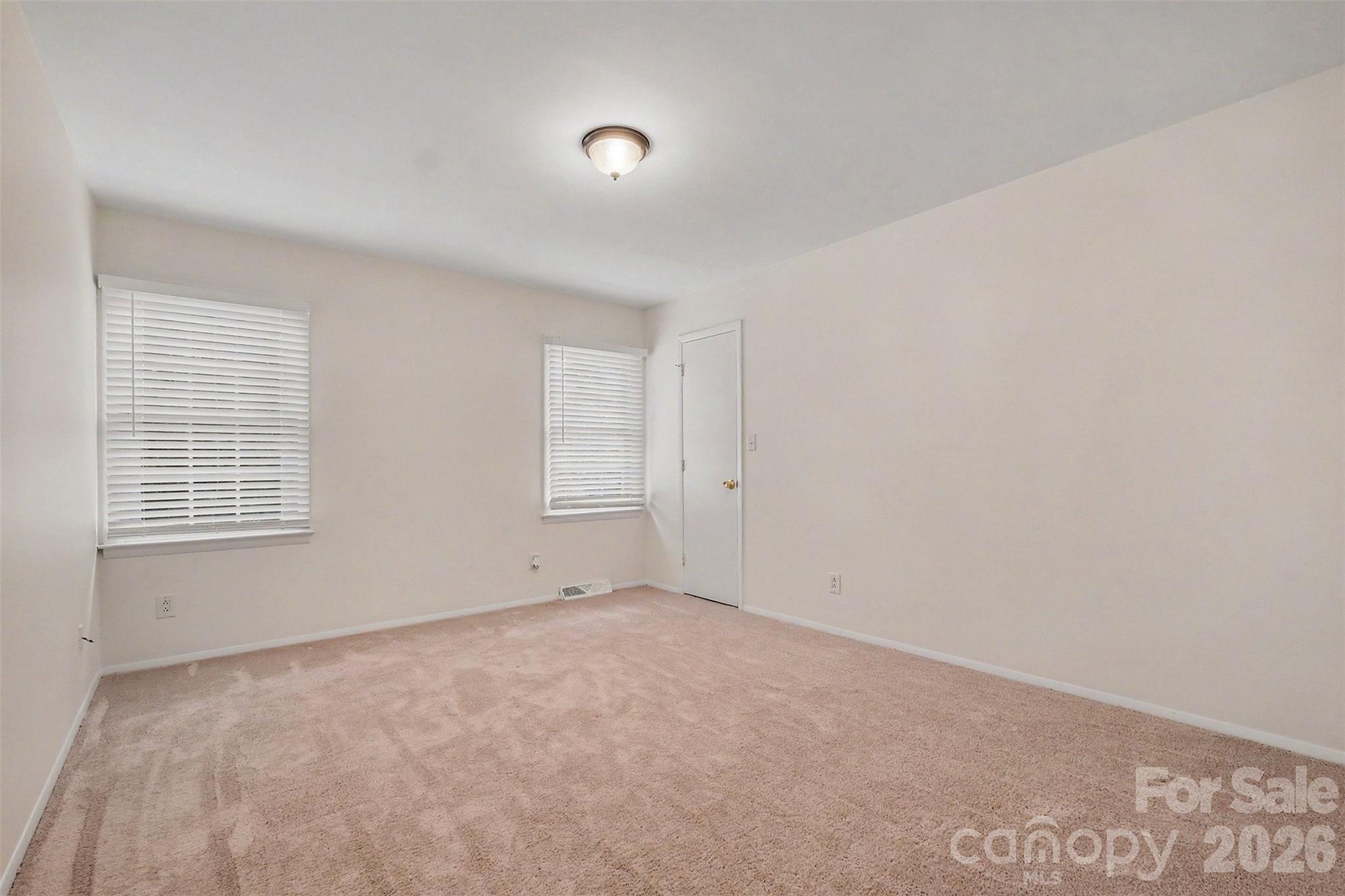 10727 Colony Woods Drive — Charlotte