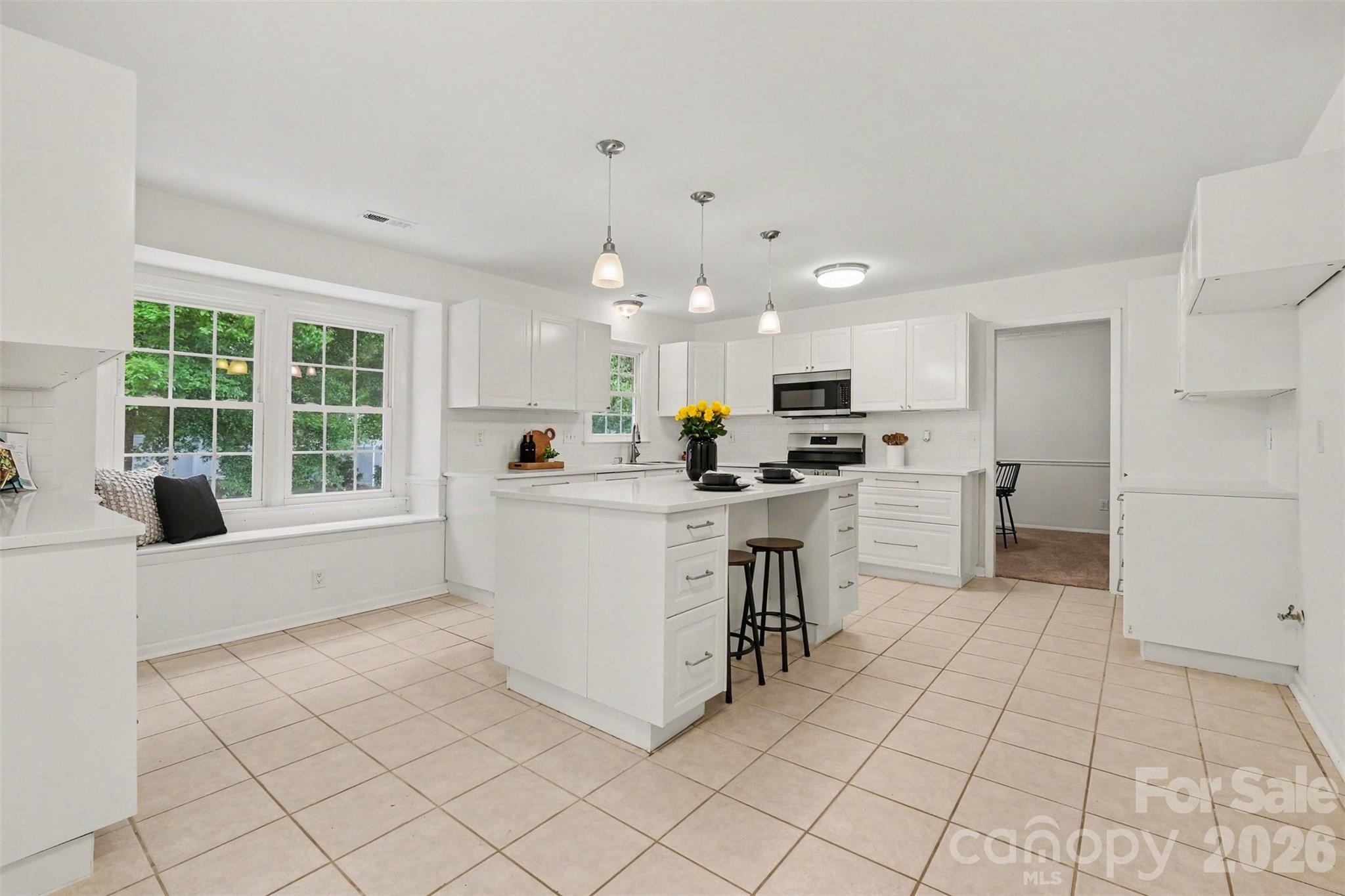 10727 Colony Woods Drive — Charlotte