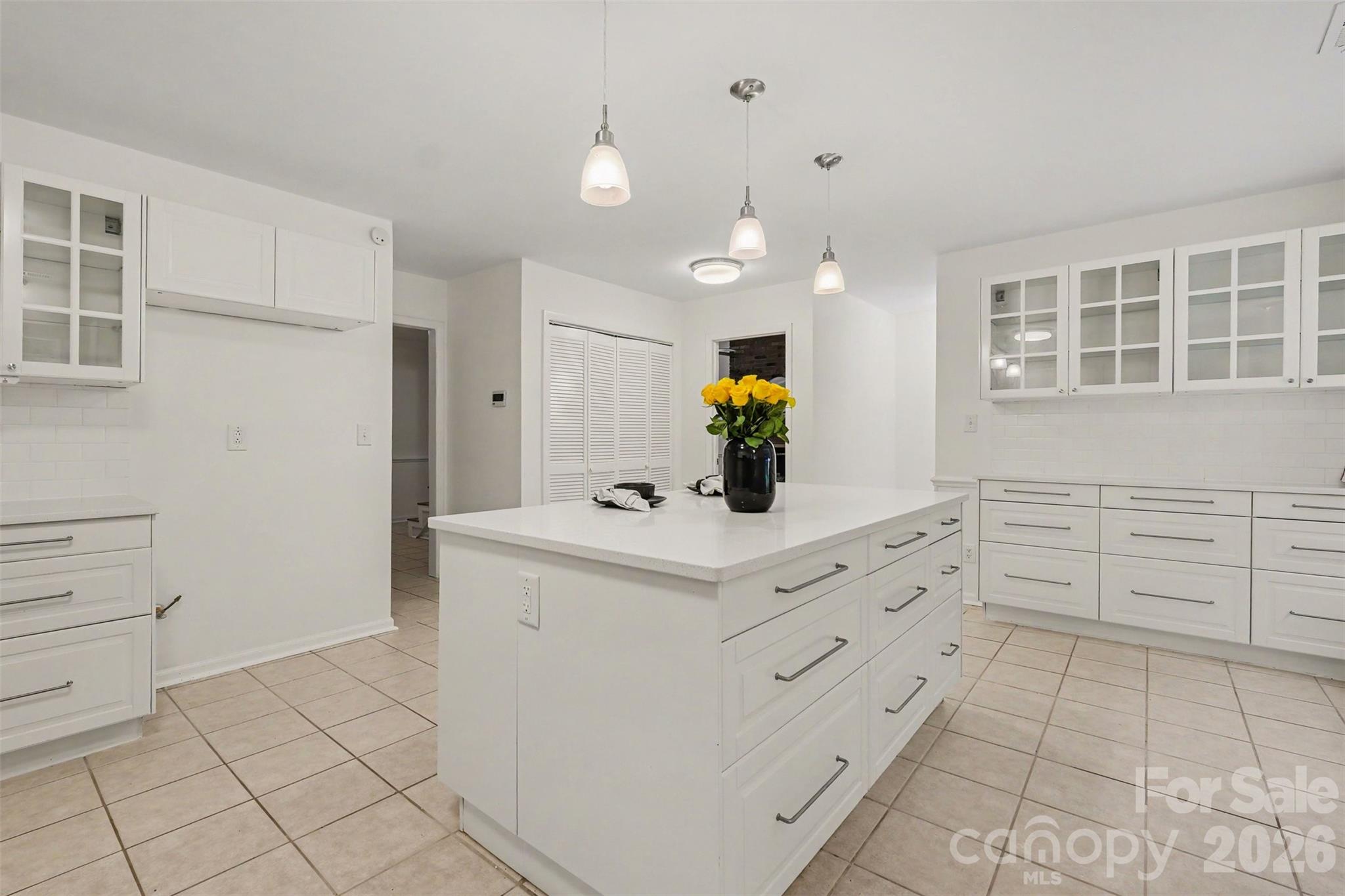 10727 Colony Woods Drive — Charlotte