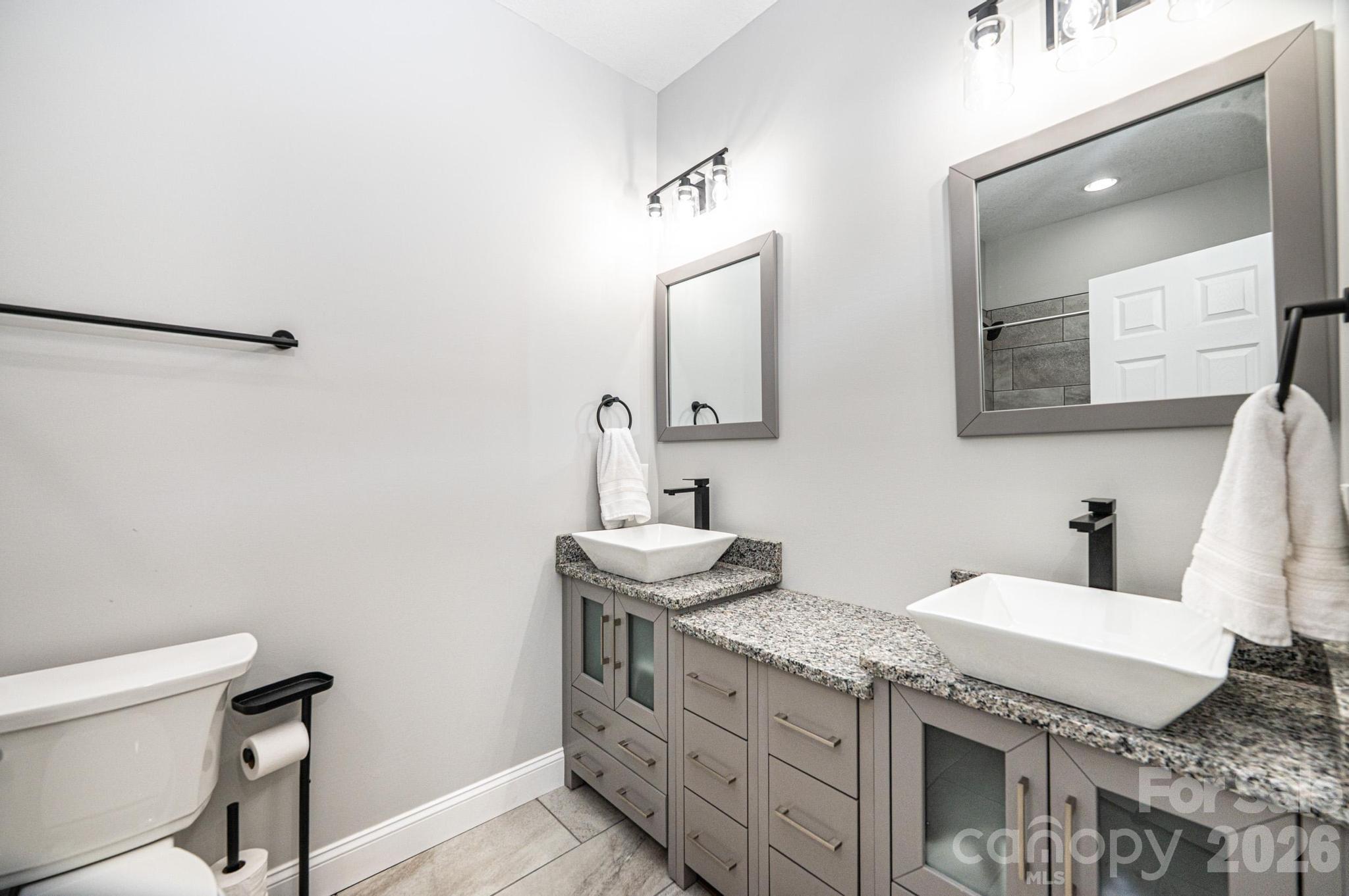 29 Central Avenue — Granite Falls