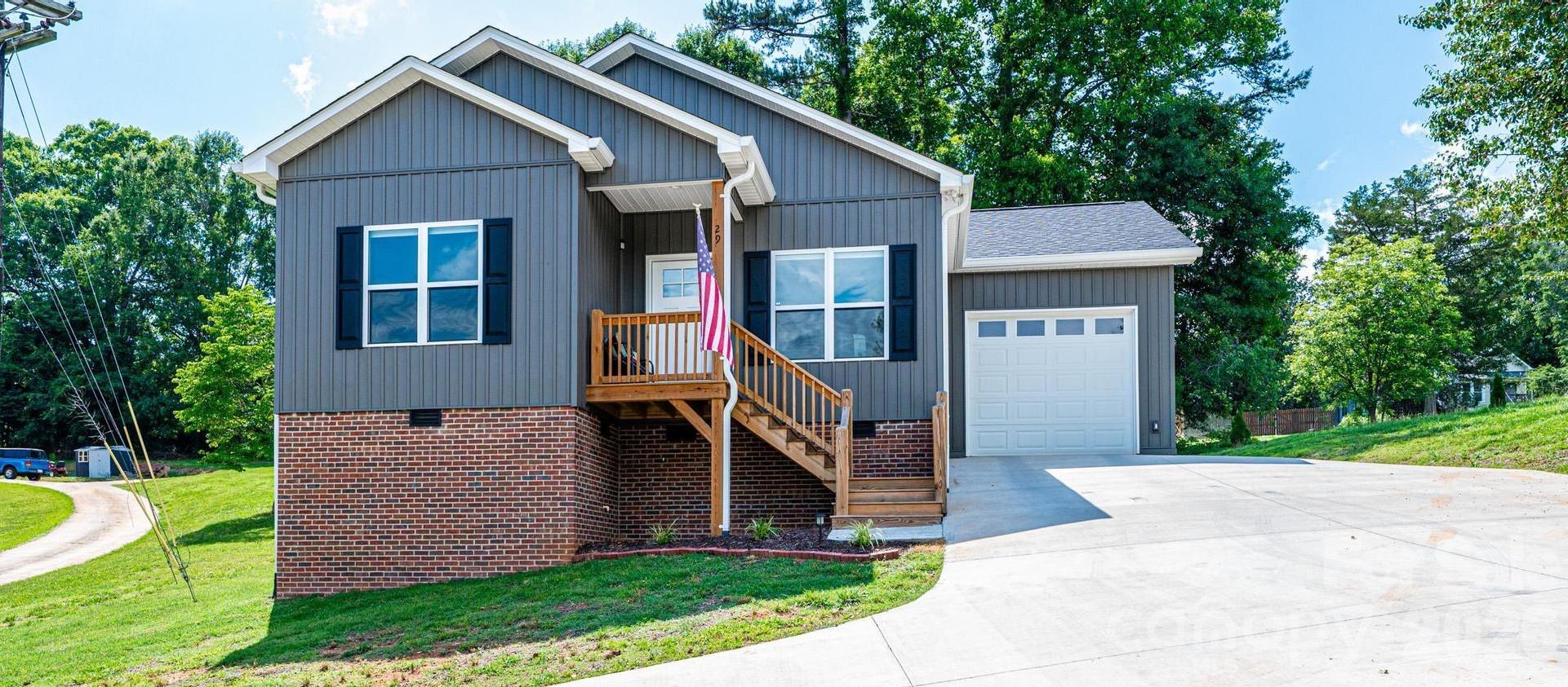 29 Central Avenue — Granite Falls