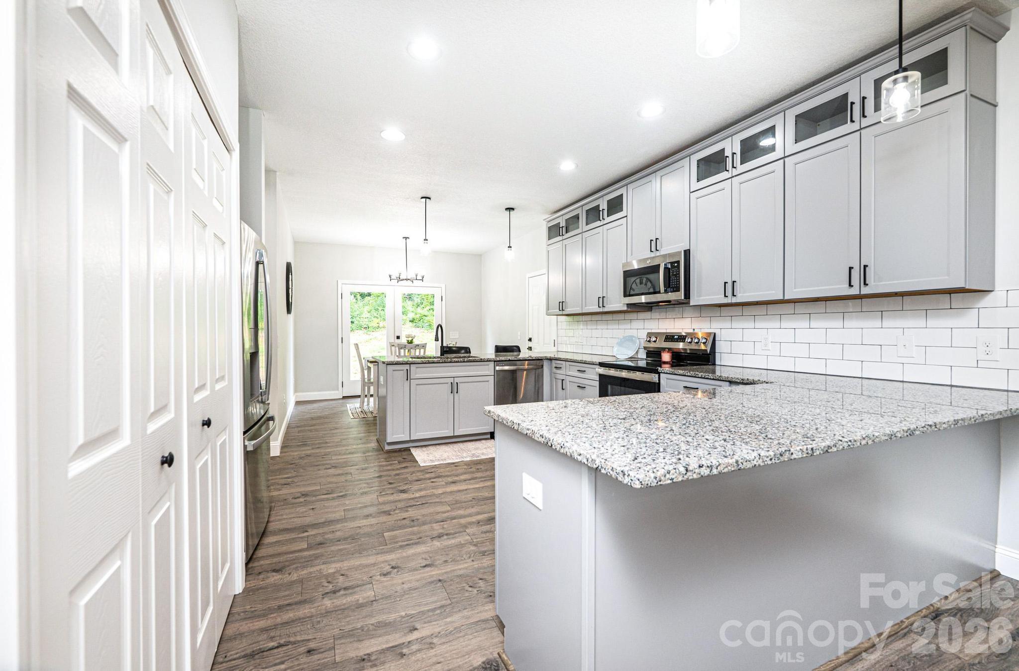 29 Central Avenue — Granite Falls