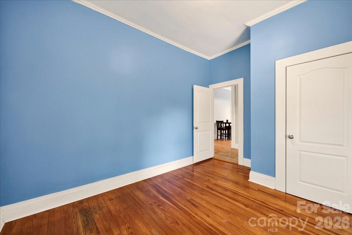 320 E 3rd Avenue — Gastonia