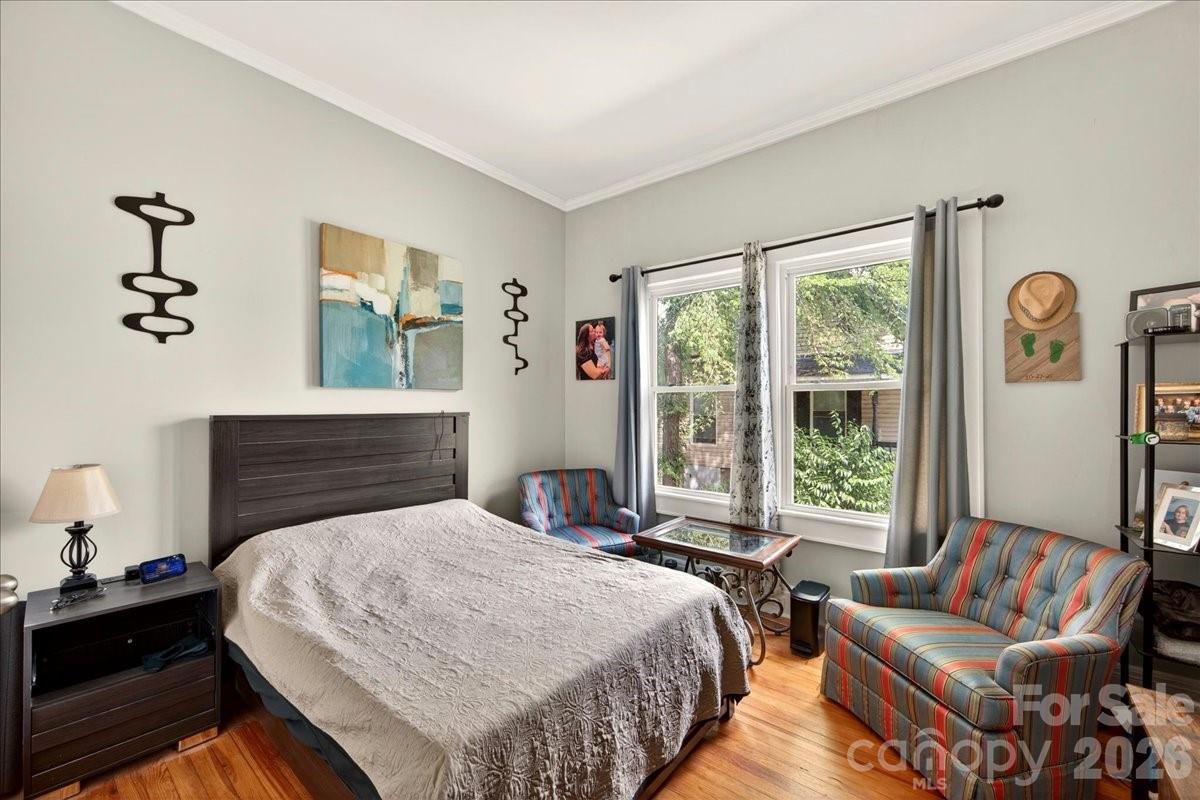 320 E 3rd Avenue — Gastonia