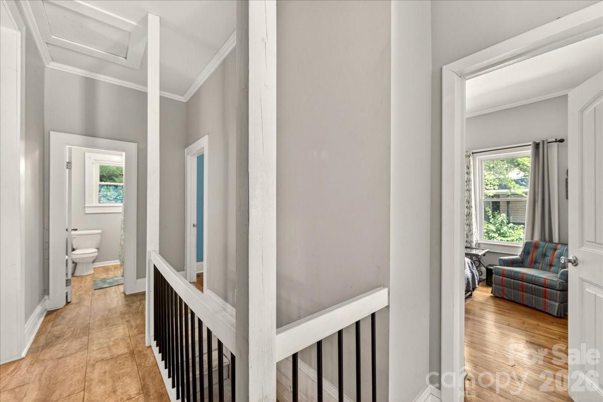 320 E 3rd Avenue — Gastonia