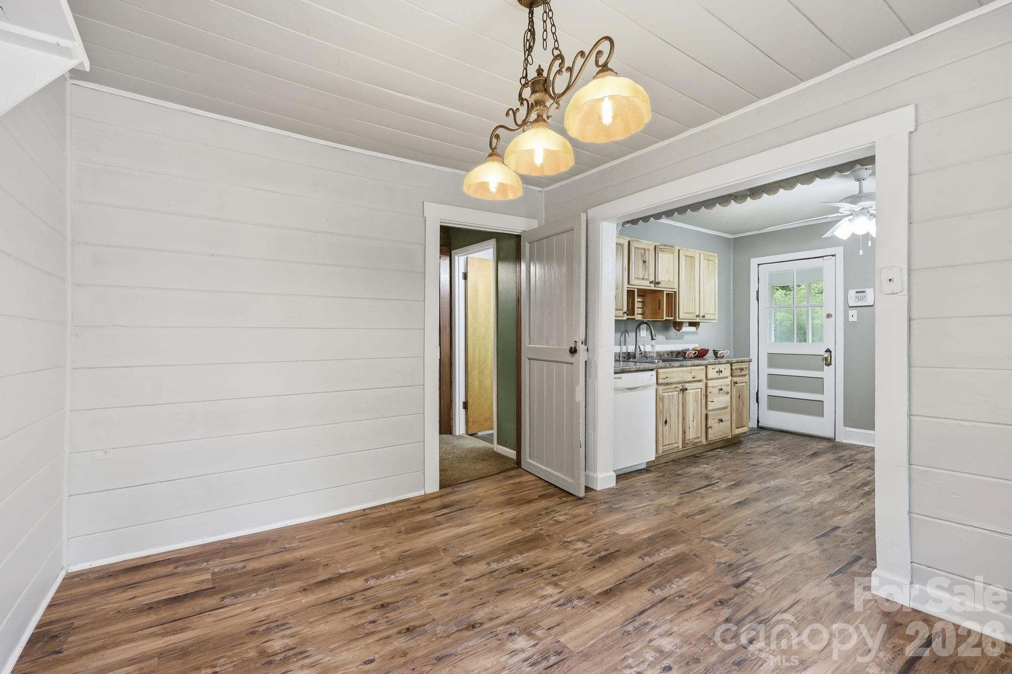 226 Vance Avenue — Black Mountain