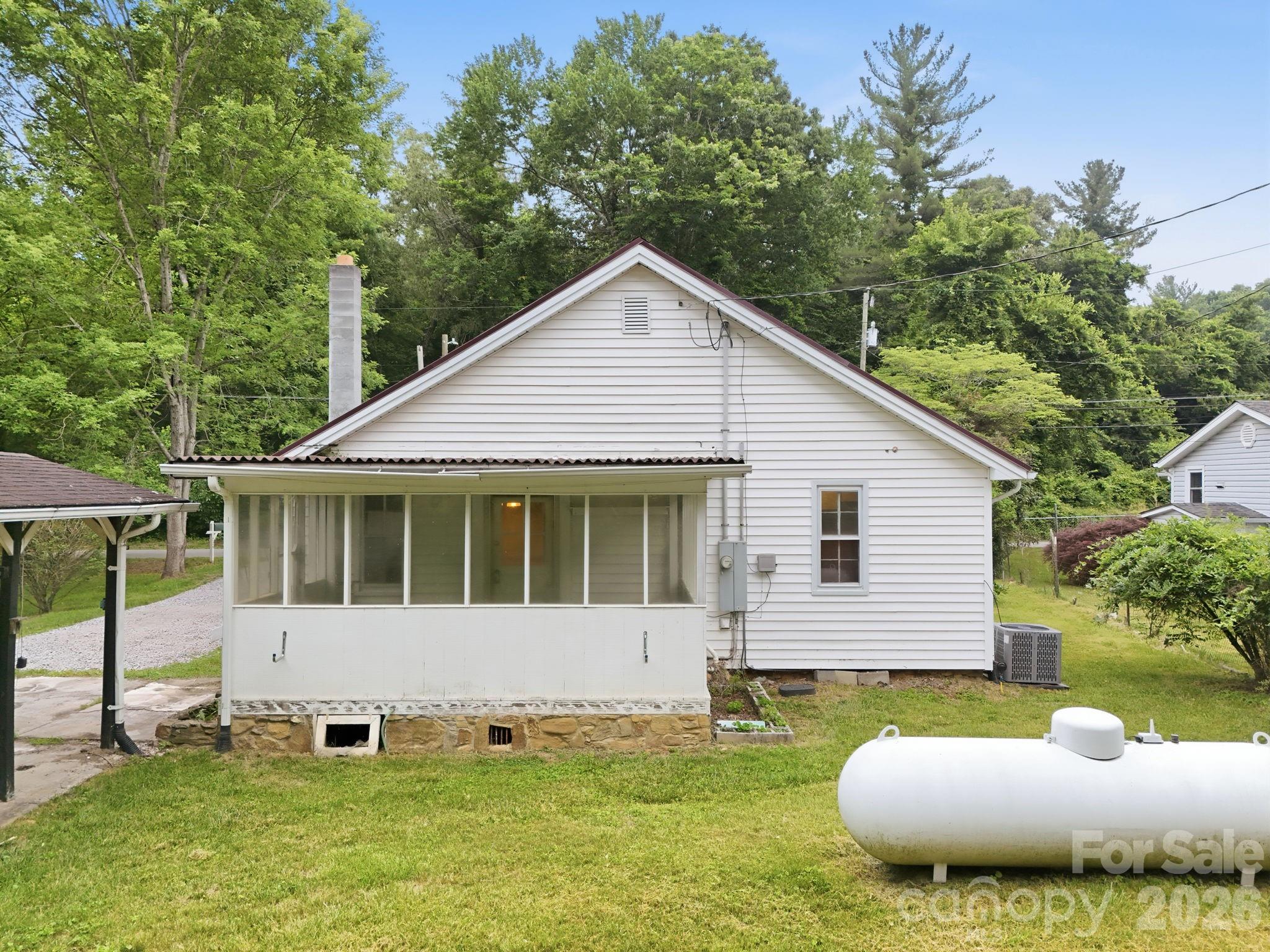 226 Vance Avenue — Black Mountain