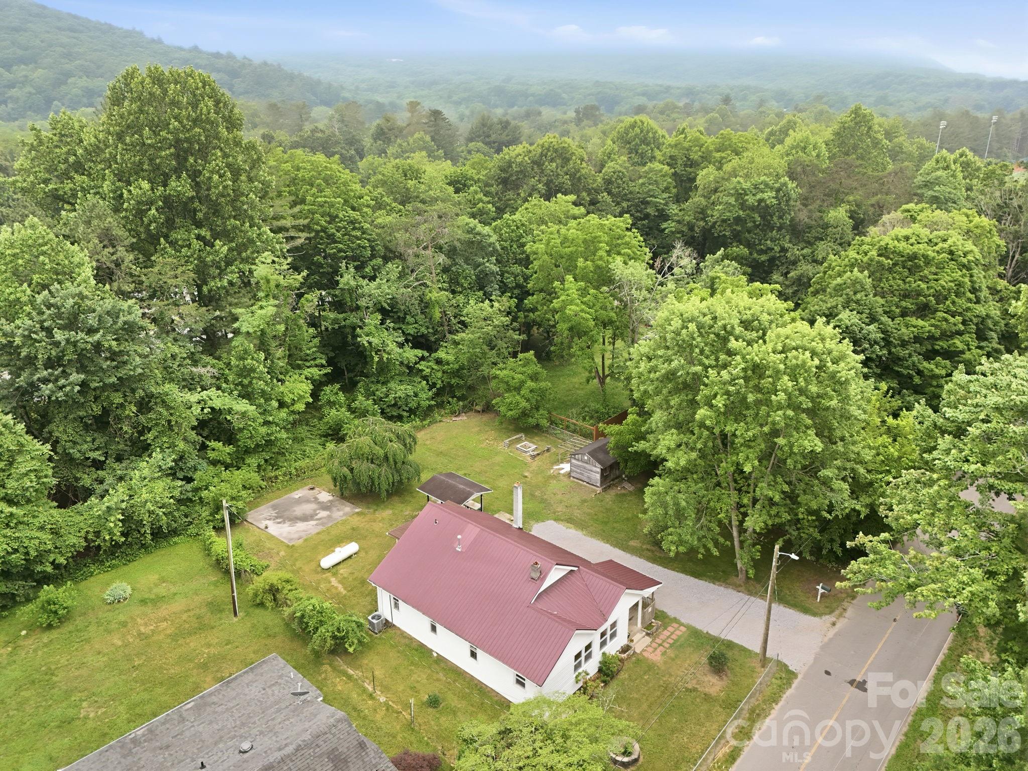 226 Vance Avenue — Black Mountain