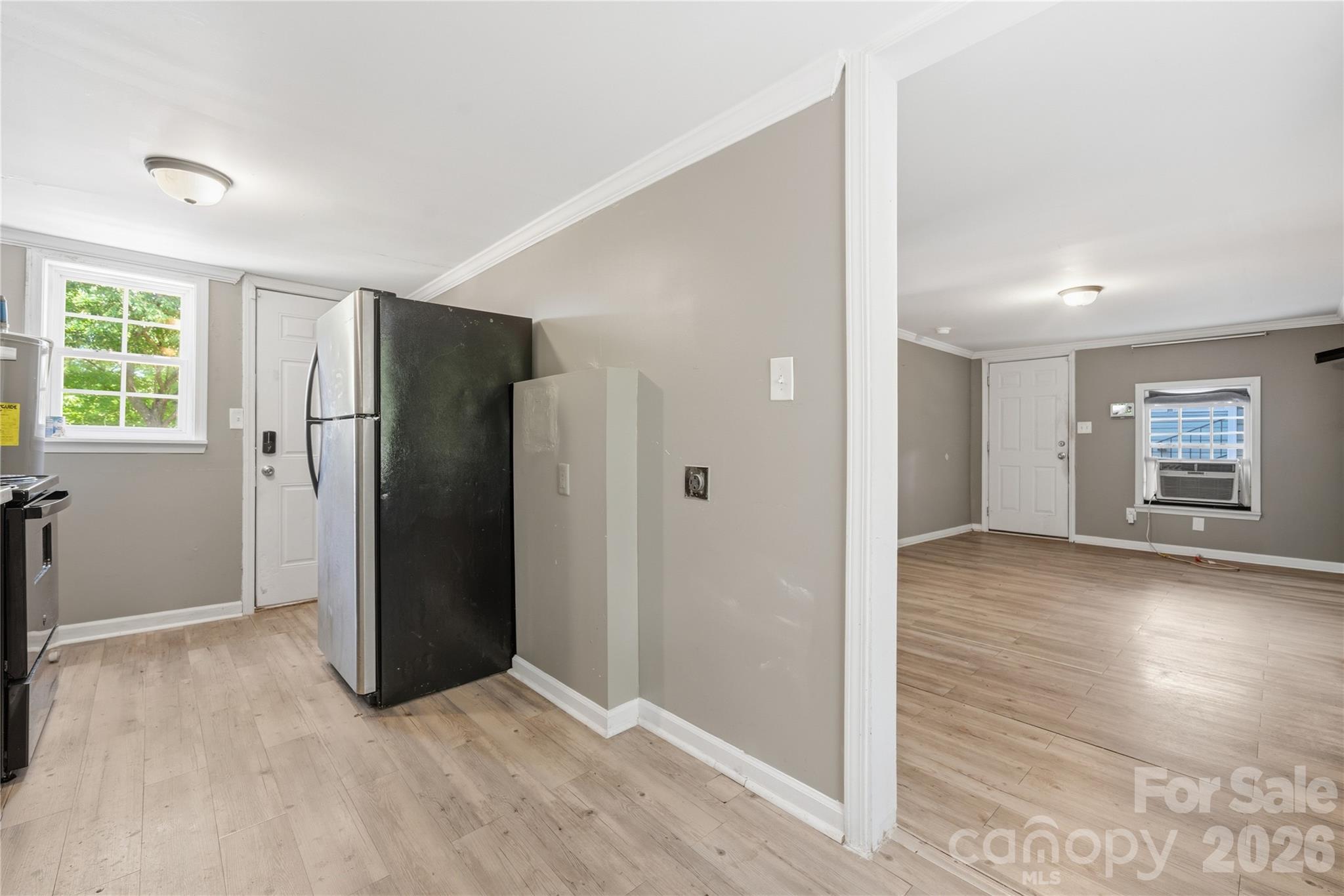 933 Rowan Street — Charlotte