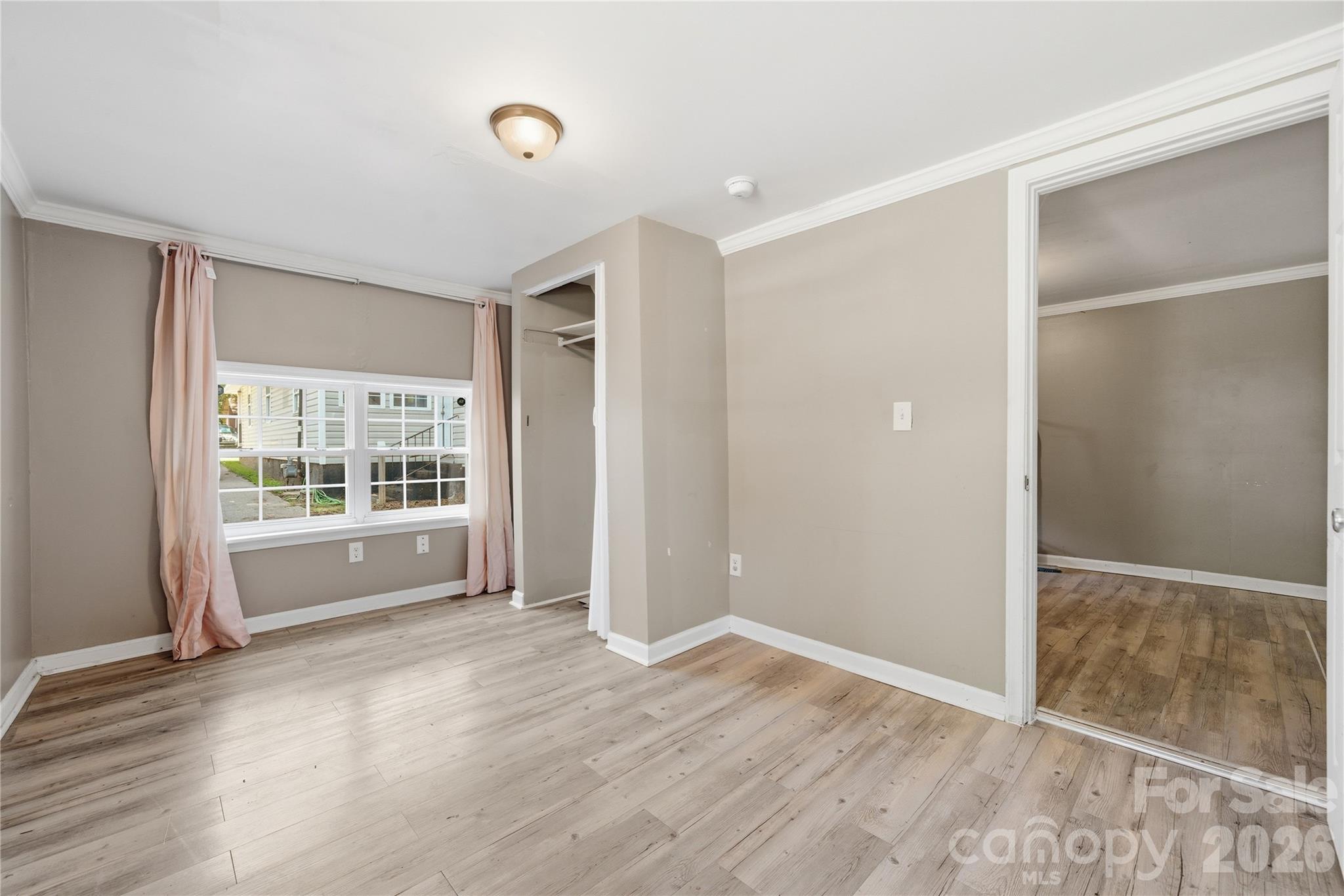 933 Rowan Street — Charlotte