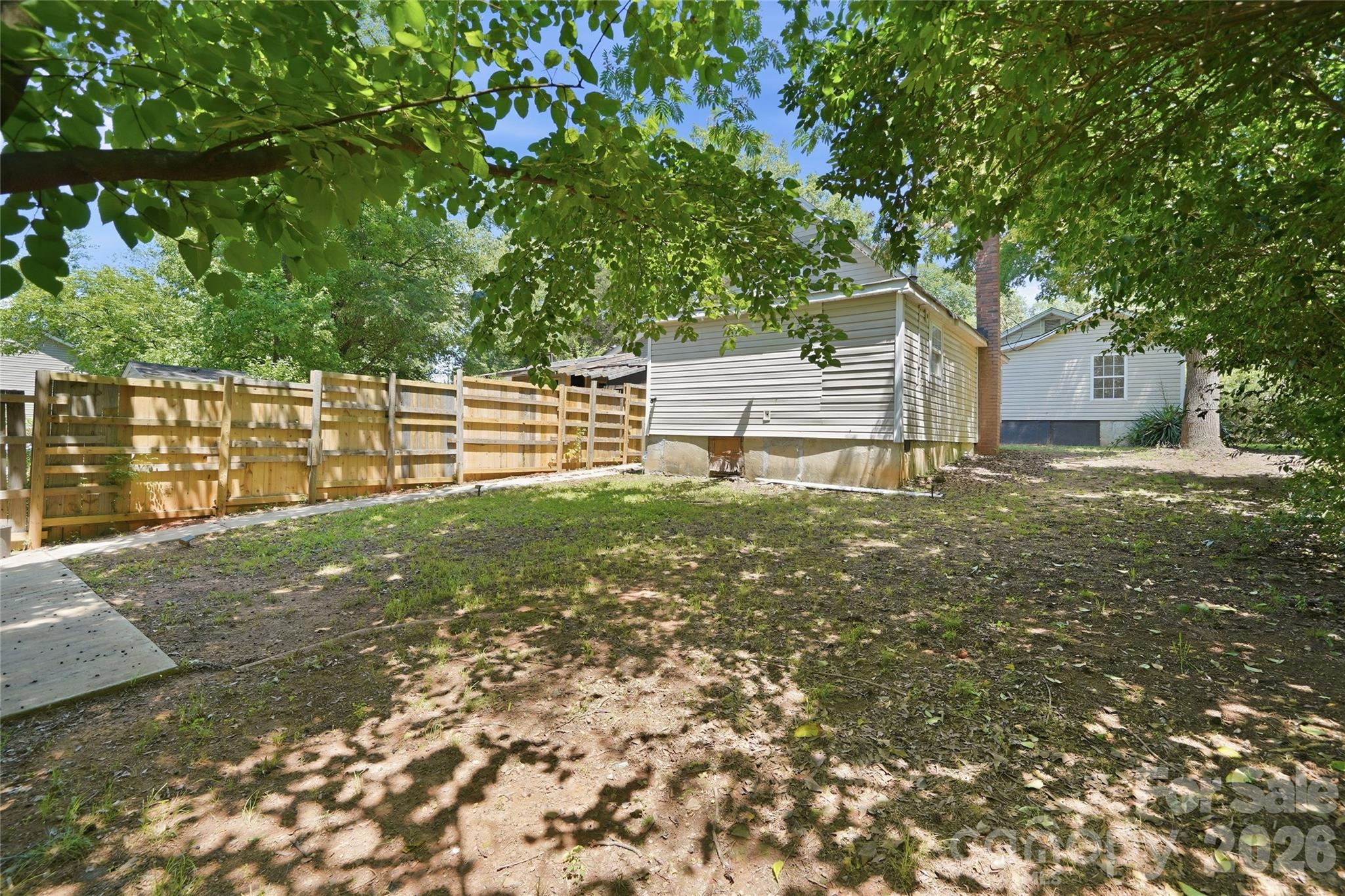 933 Rowan Street — Charlotte