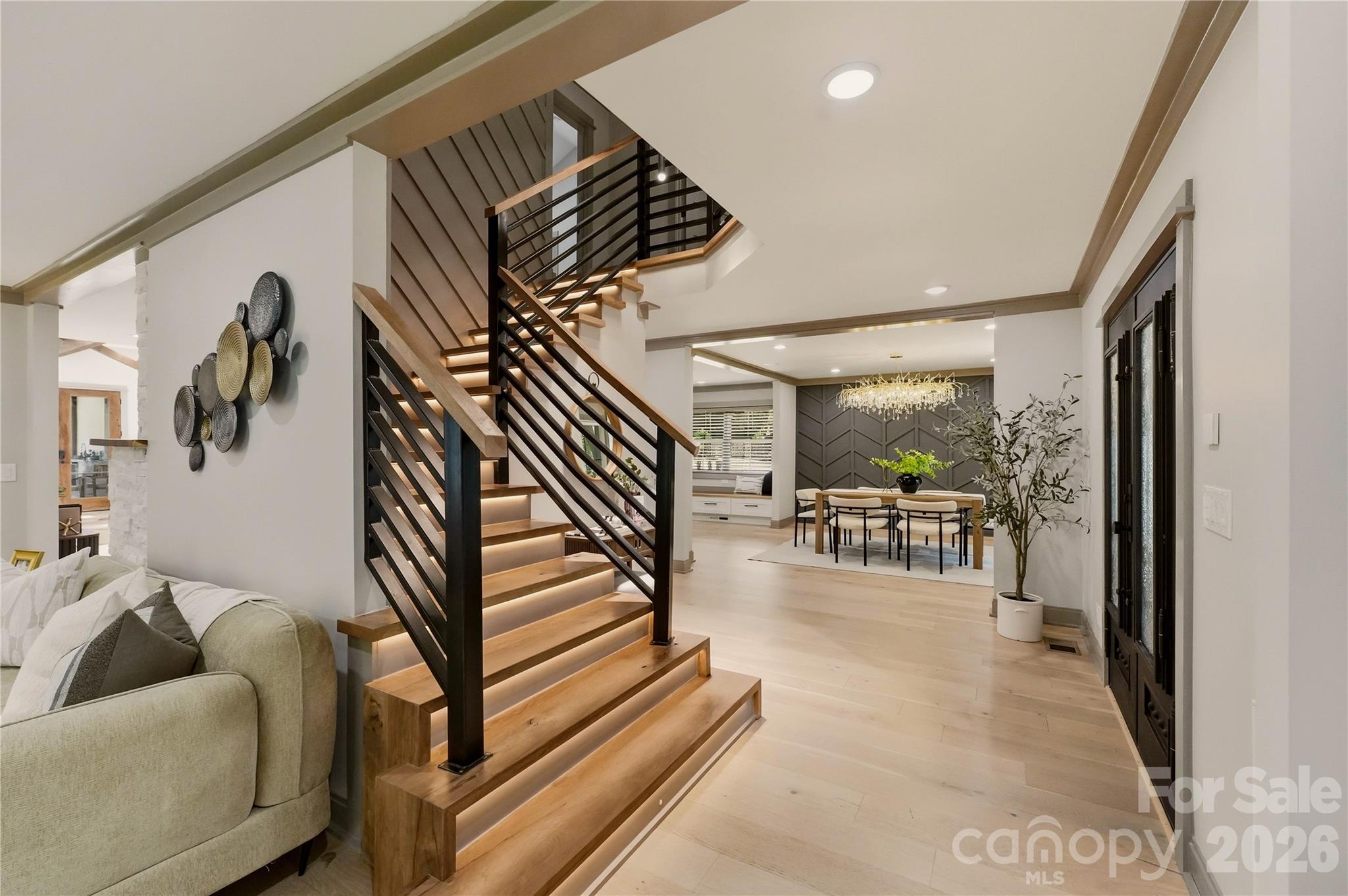 2919 Colony Road — Charlotte