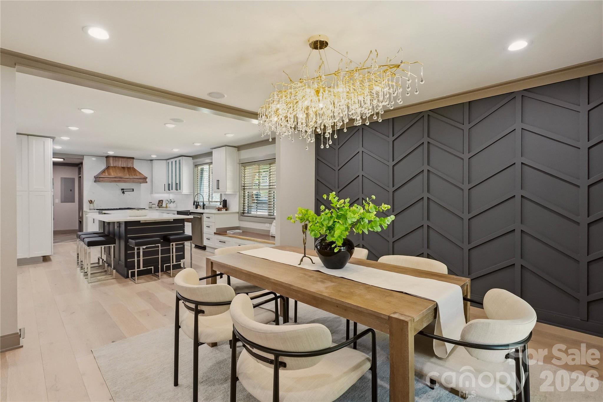 2919 Colony Road — Charlotte