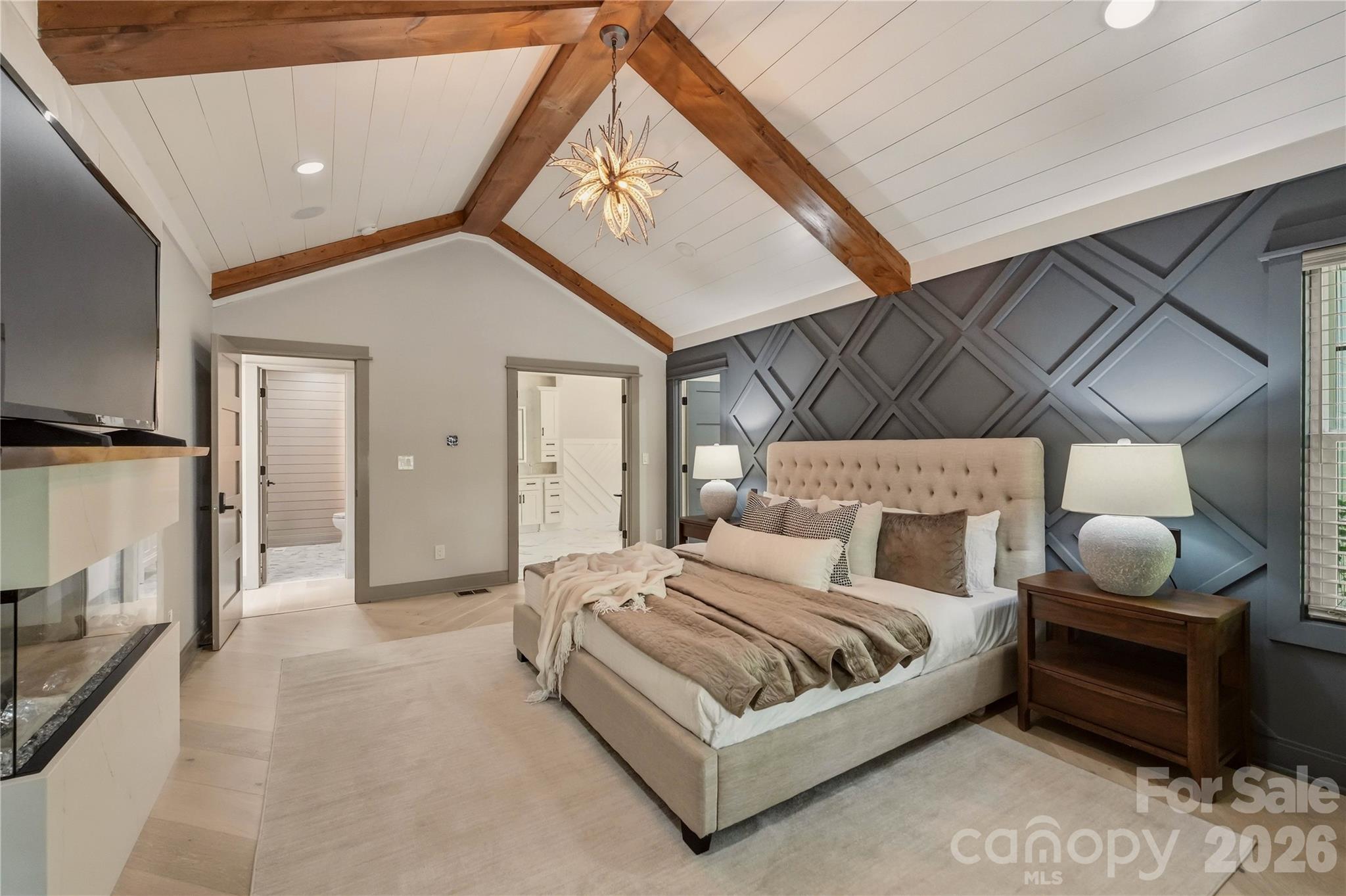 2919 Colony Road — Charlotte