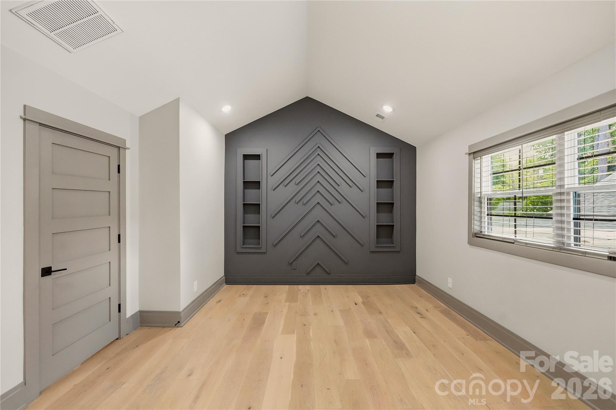 2919 Colony Road — Charlotte