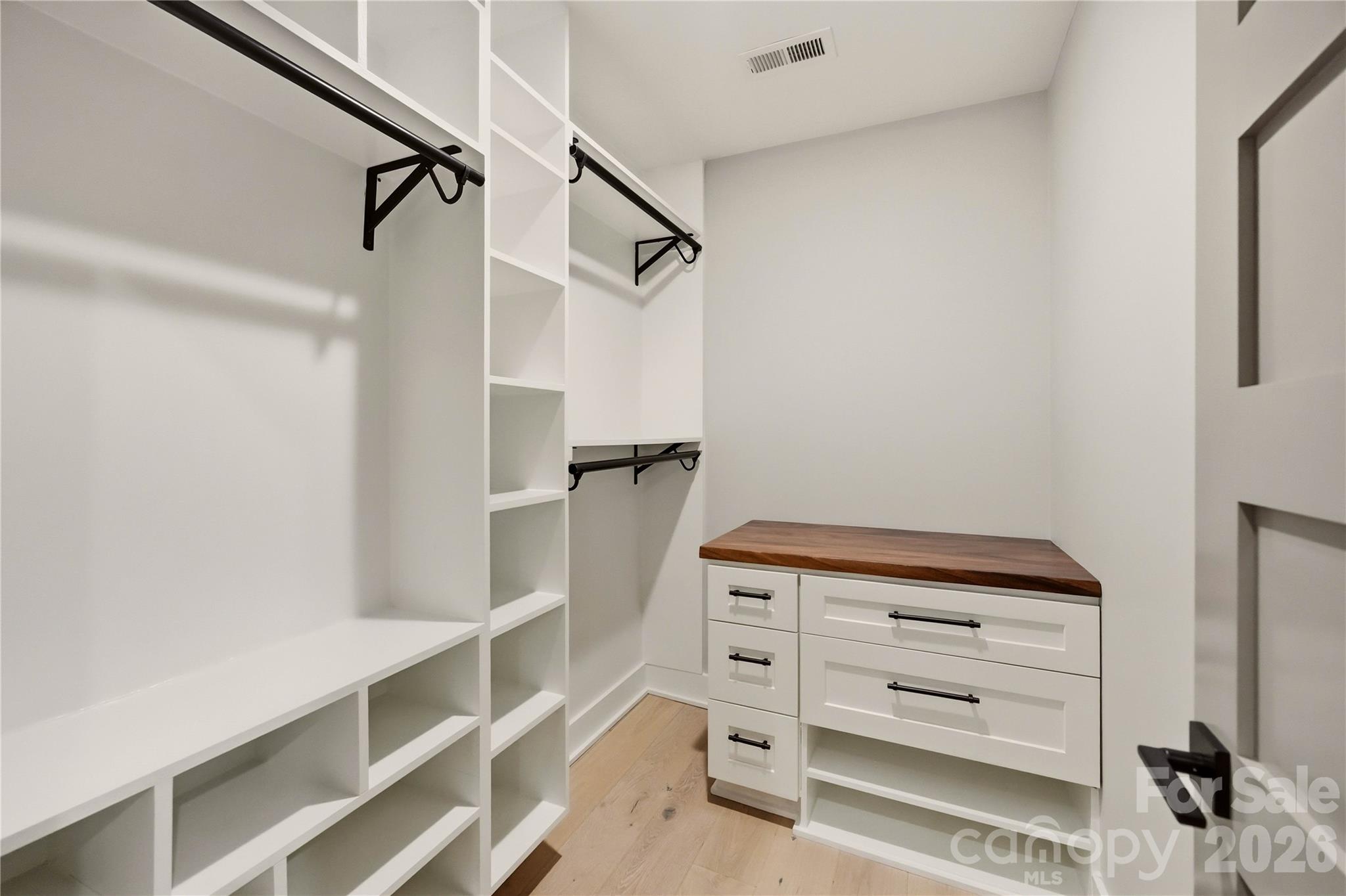 2919 Colony Road — Charlotte