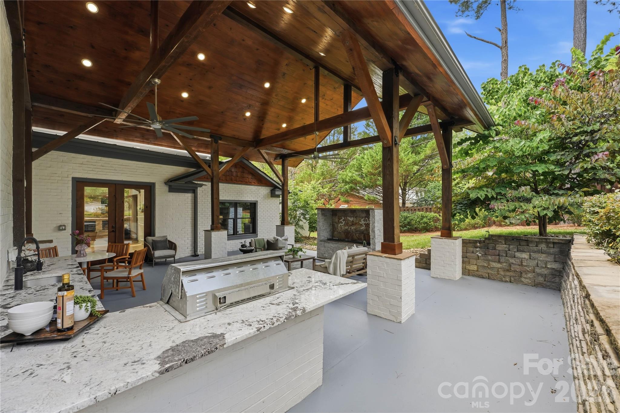 2919 Colony Road — Charlotte
