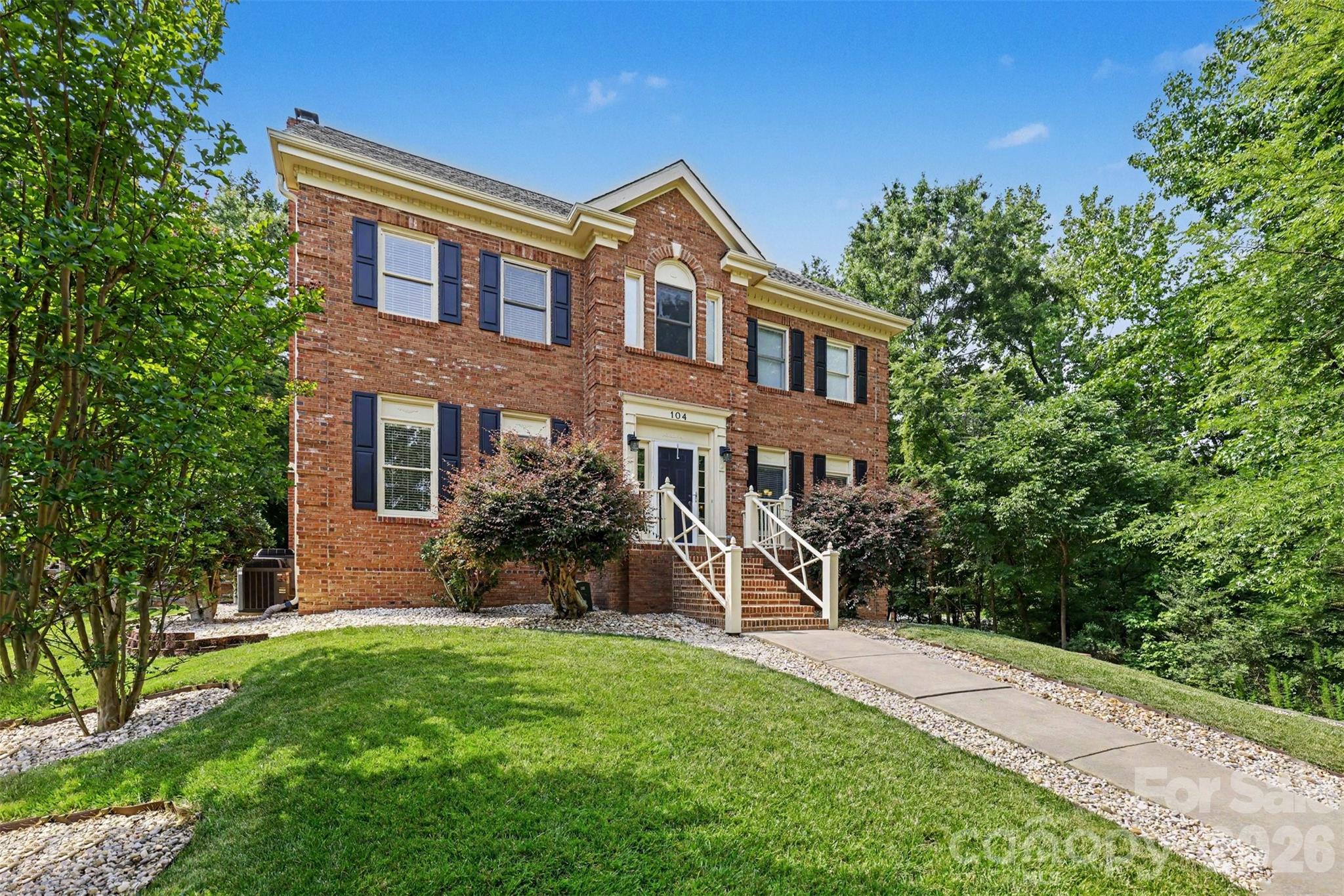 104 Southern Cross Lane — Matthews