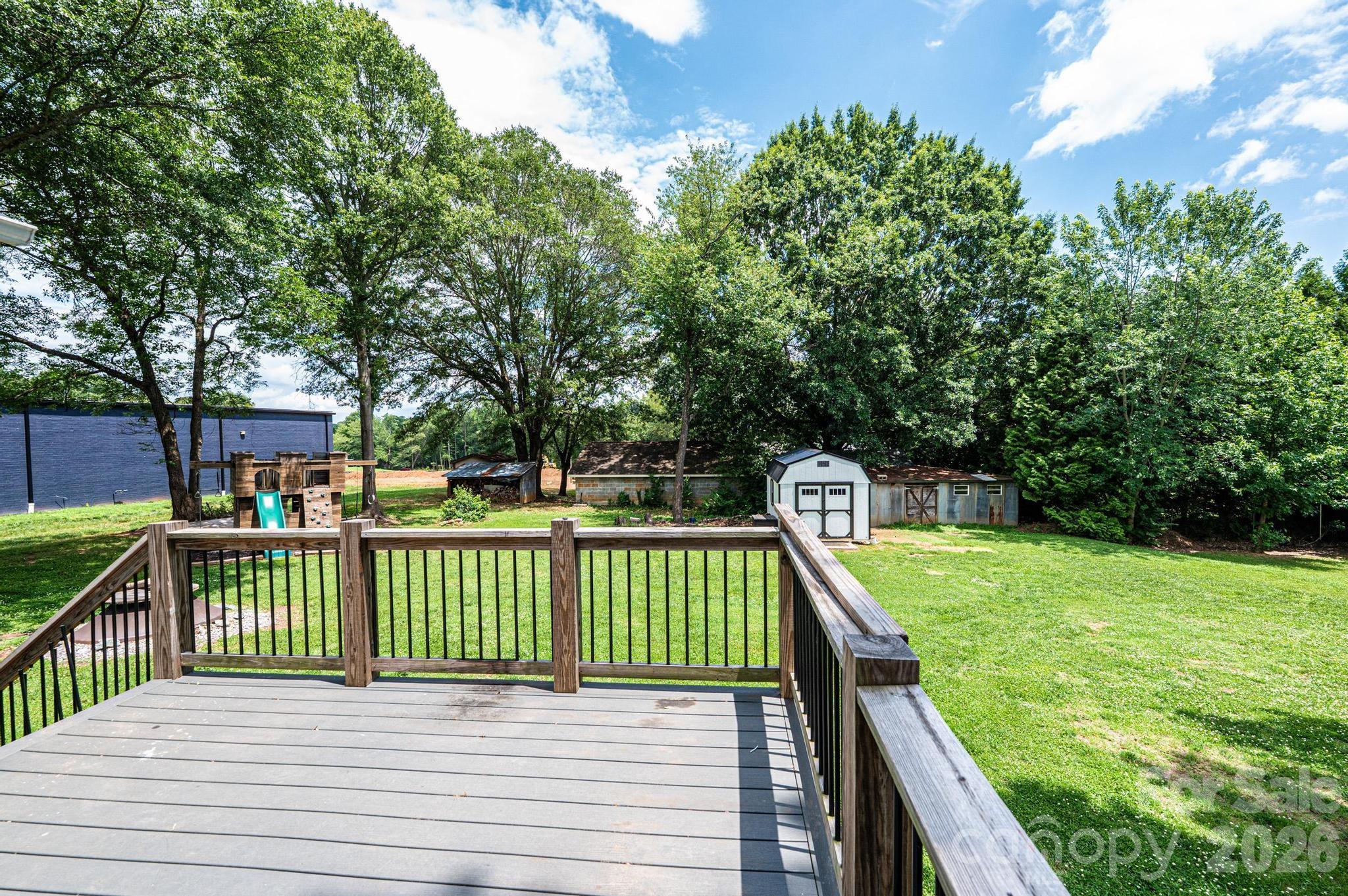 1460 17th Street NE — Hickory