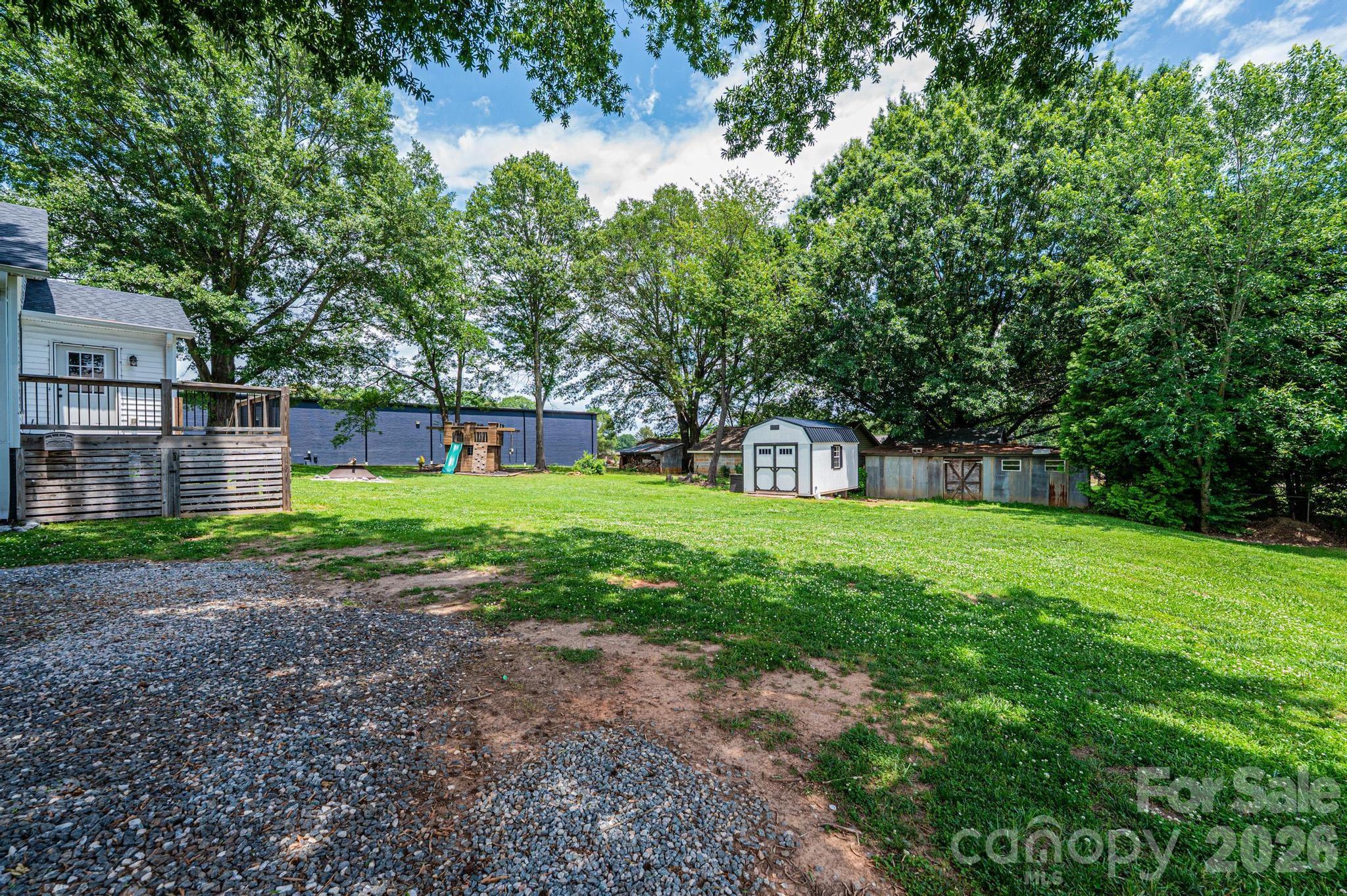 1460 17th Street NE — Hickory