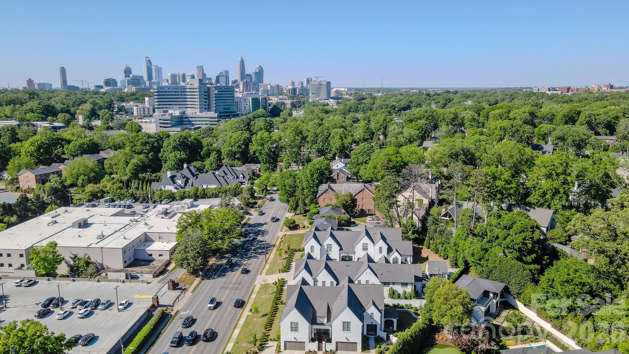 1355 S Kings Drive — Charlotte