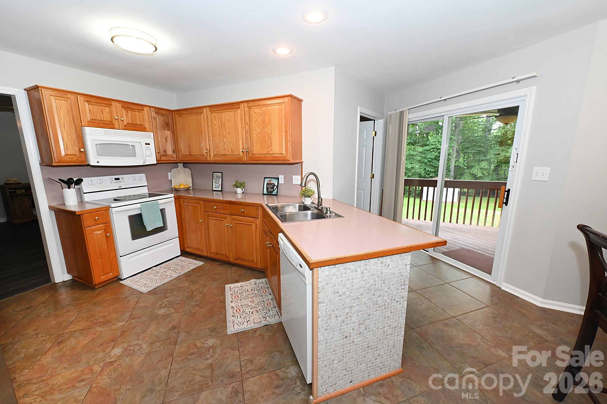 1035 E 24th Street — Newton