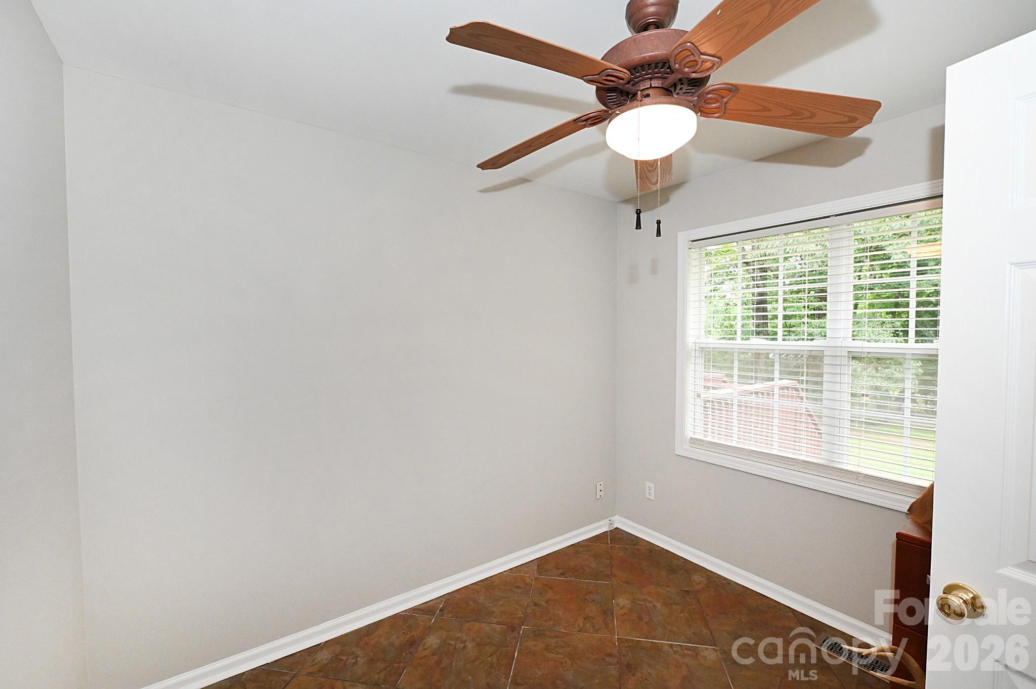 1035 E 24th Street — Newton