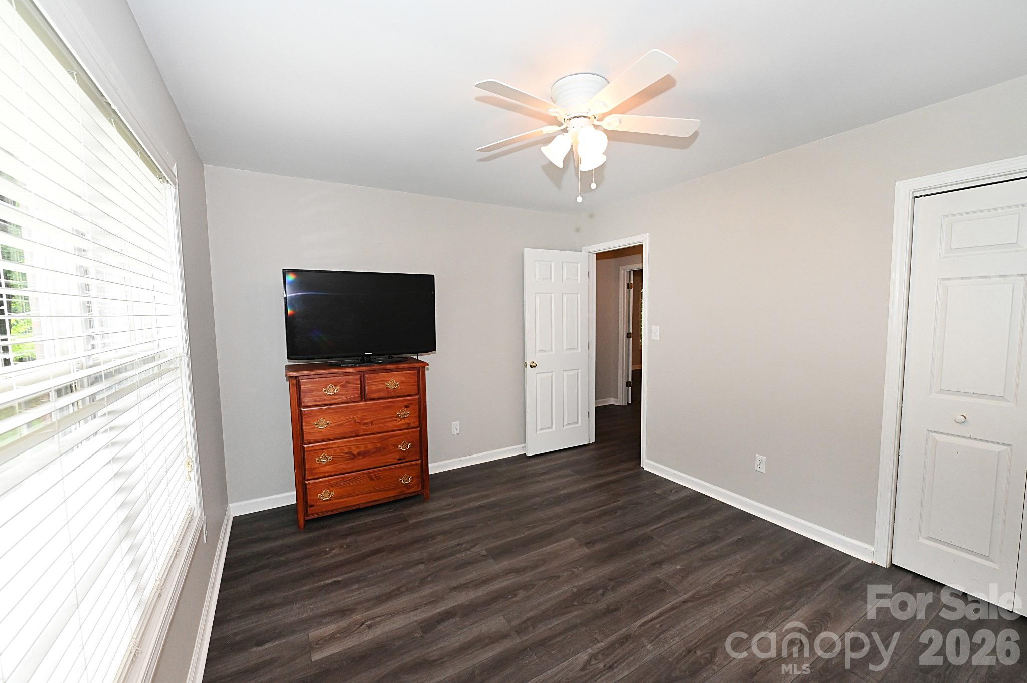 1035 E 24th Street — Newton