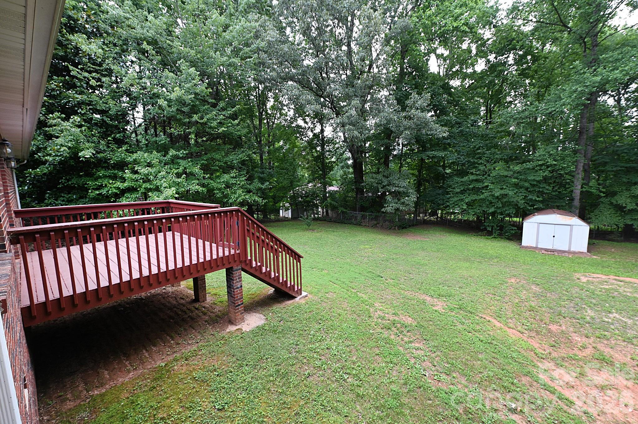 1035 E 24th Street — Newton