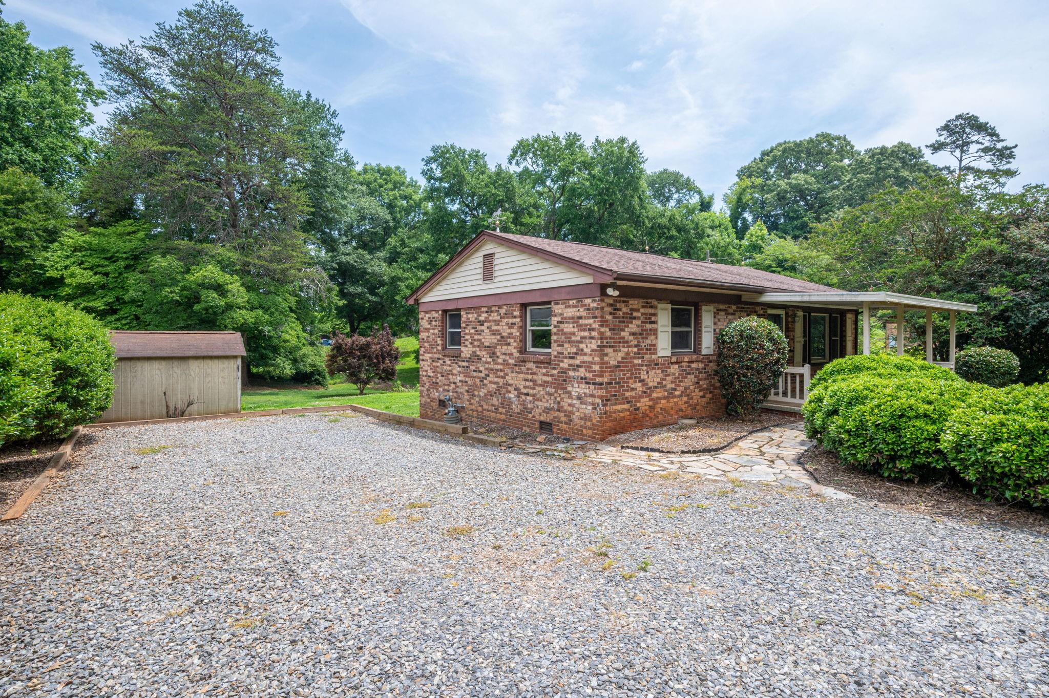 626 Dallas Spencer Mtn Road — Dallas