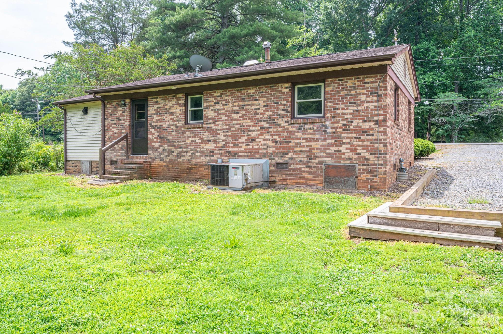 626 Dallas Spencer Mtn Road — Dallas