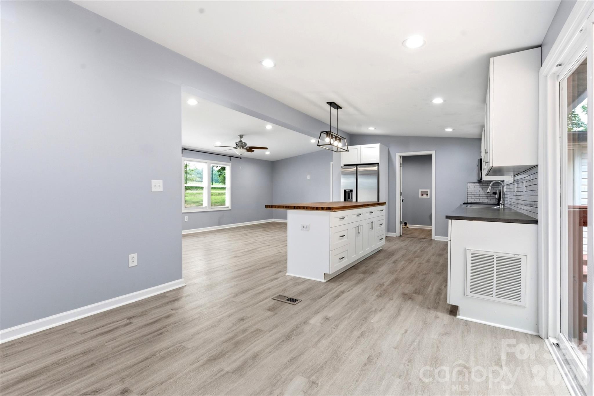7640 W Nc 152 Highway — Mooresville